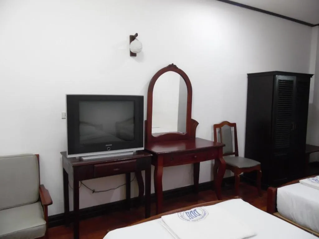 Bed in Douang Deuane hotel