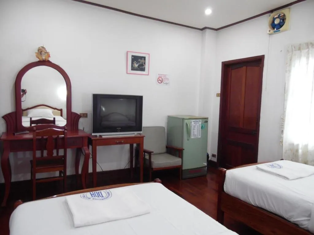 Bed in Douang Deuane hotel