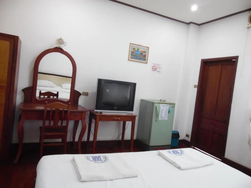 Bed in Douang Deuane hotel