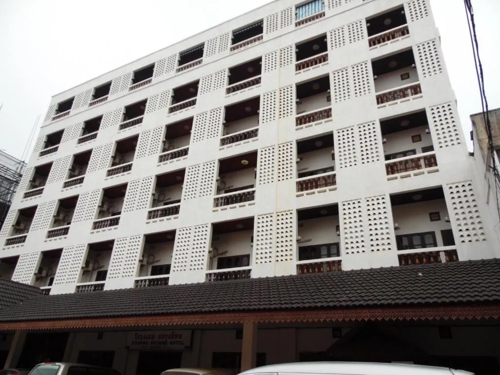 Douang Deuane hotel