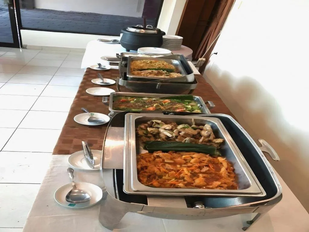 Larisae Setia Kawan Hotel