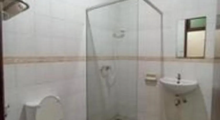 Larisae Setia Kawan Hotel