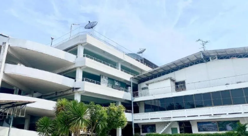 Rimnam Hotel Suk Sawat 70