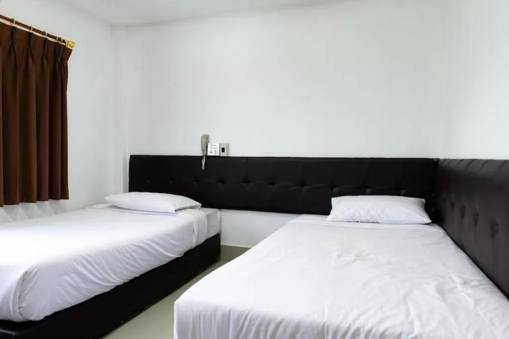 Bed in Rimnam Hotel Suk Sawat 70