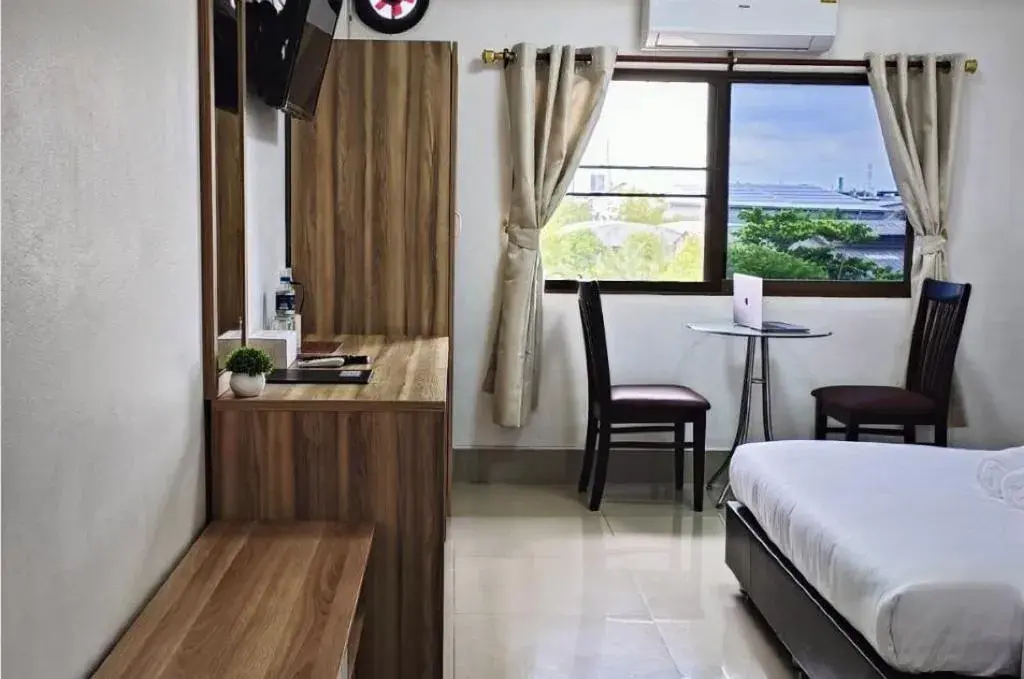 Bed in Rimnam Hotel Suk Sawat 70 Bed in Rimnam Hotel Suk Sawat 70