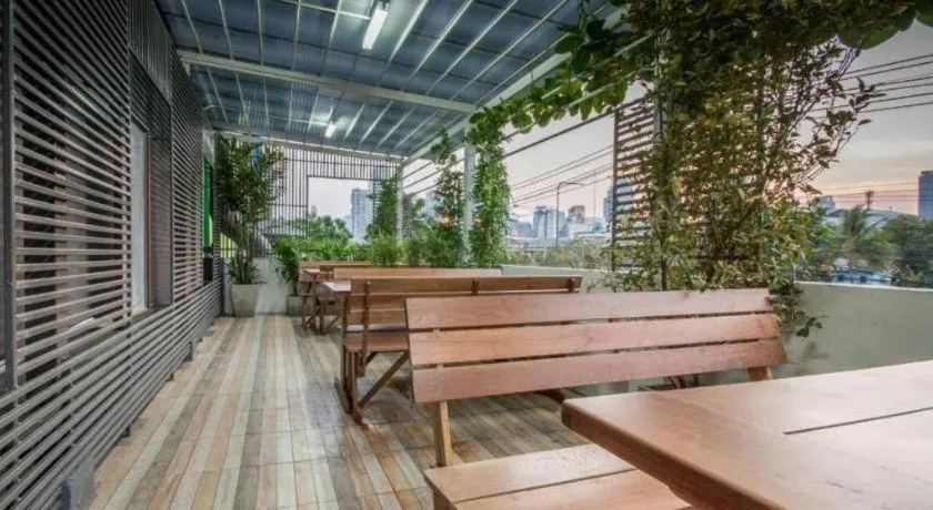 Cozy At 9 Hotel And Kitchen