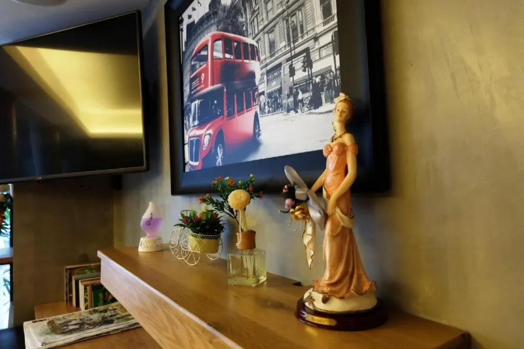 Cozy At 9 Hotel And Kitchen