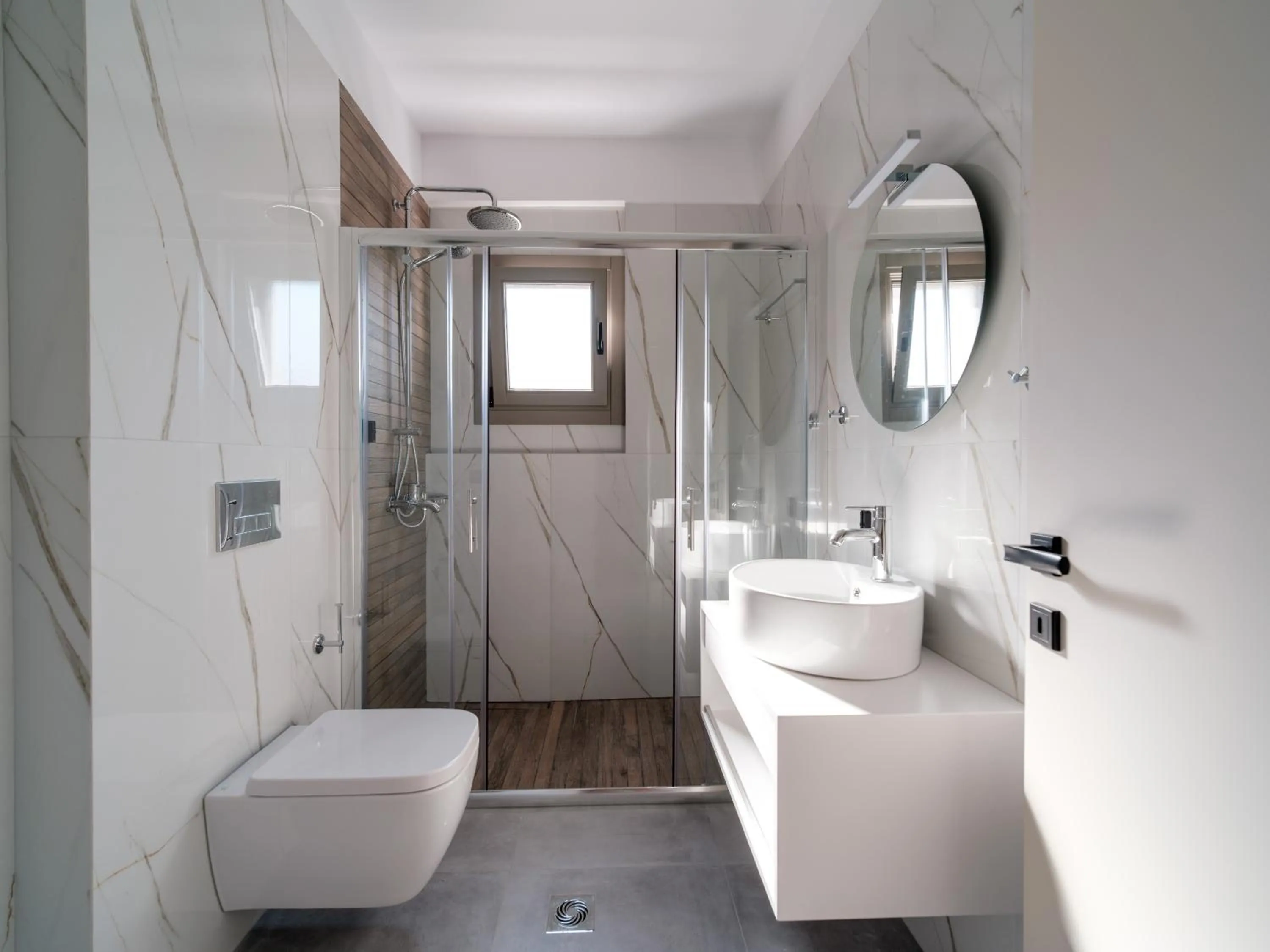 Shower in Castle View Ioannina