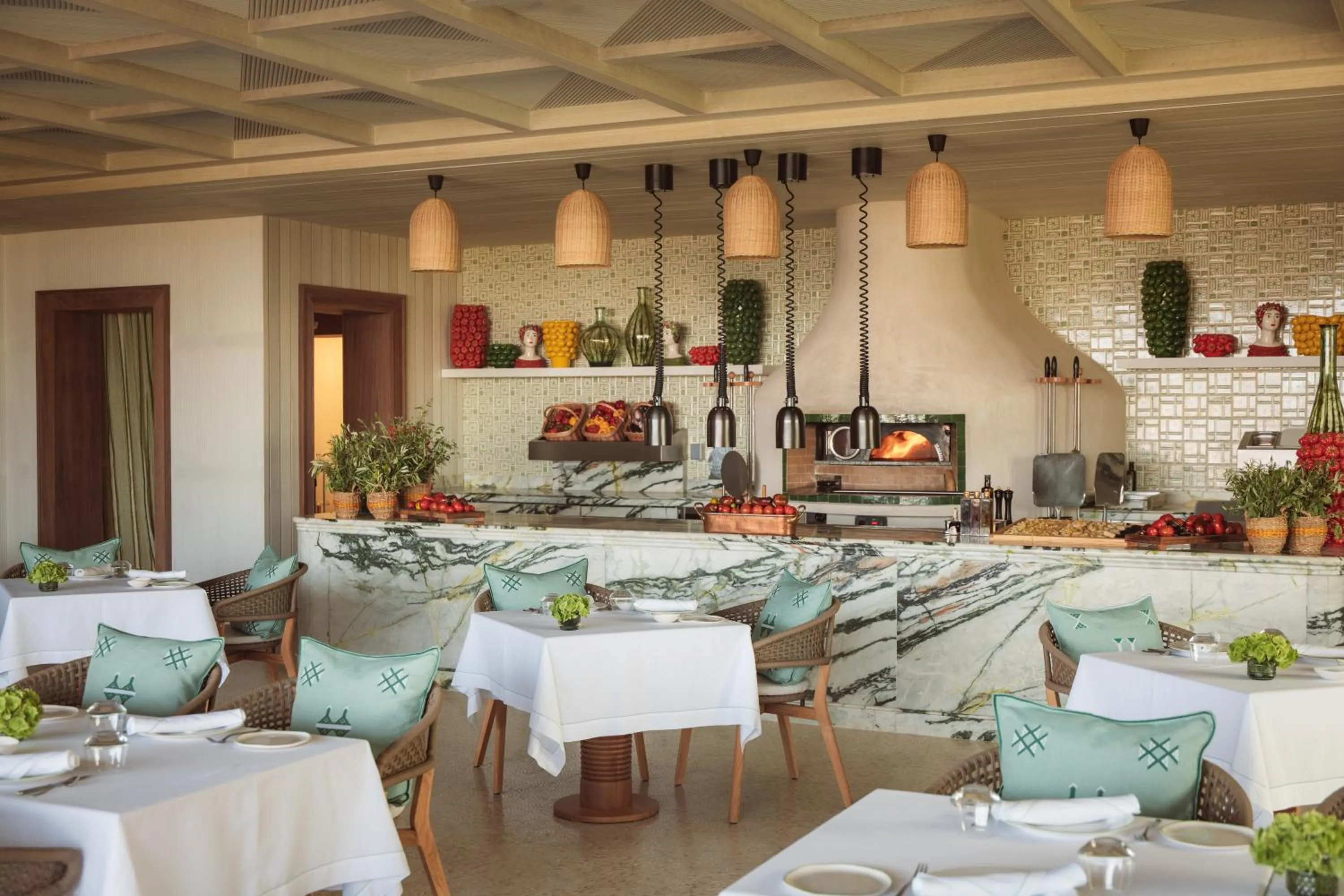 Restaurant/places to eat in Royal Mansour Tamuda Bay