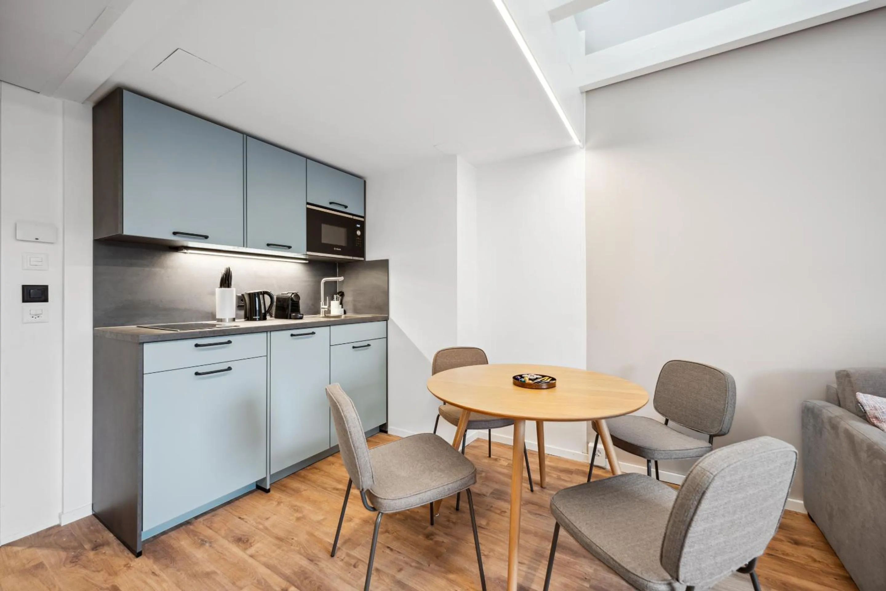 Coffee/tea facilities in Limehome Basel Münzgasse