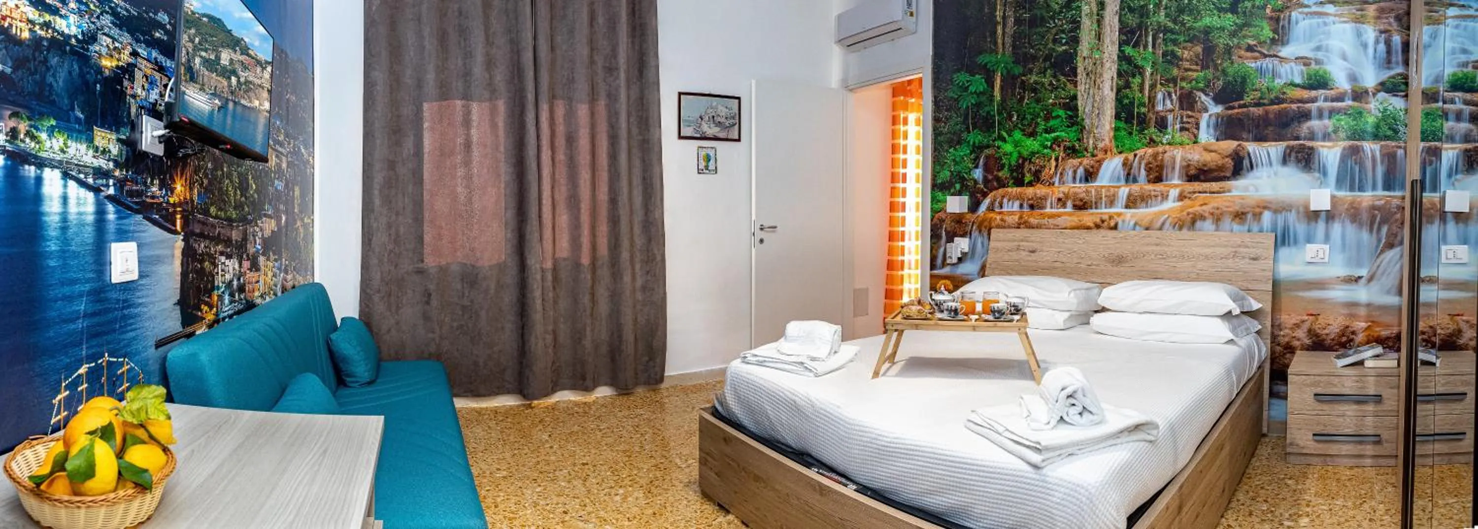 Photo of the whole room, Bed in B&B Sorrento Mahal Kita