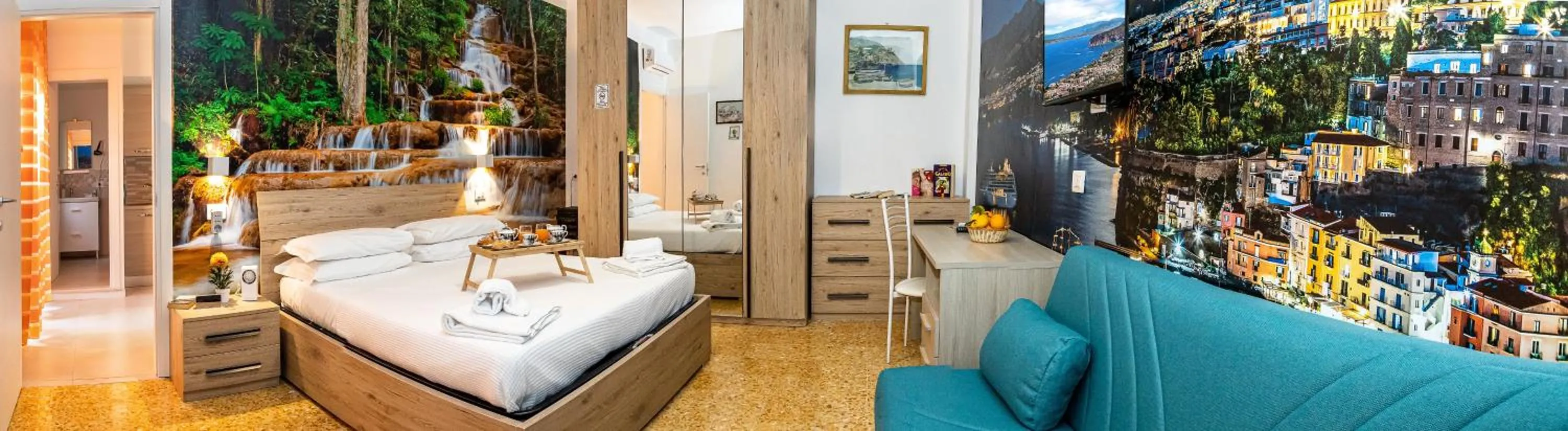 Photo of the whole room, Bed in B&B Sorrento Mahal Kita