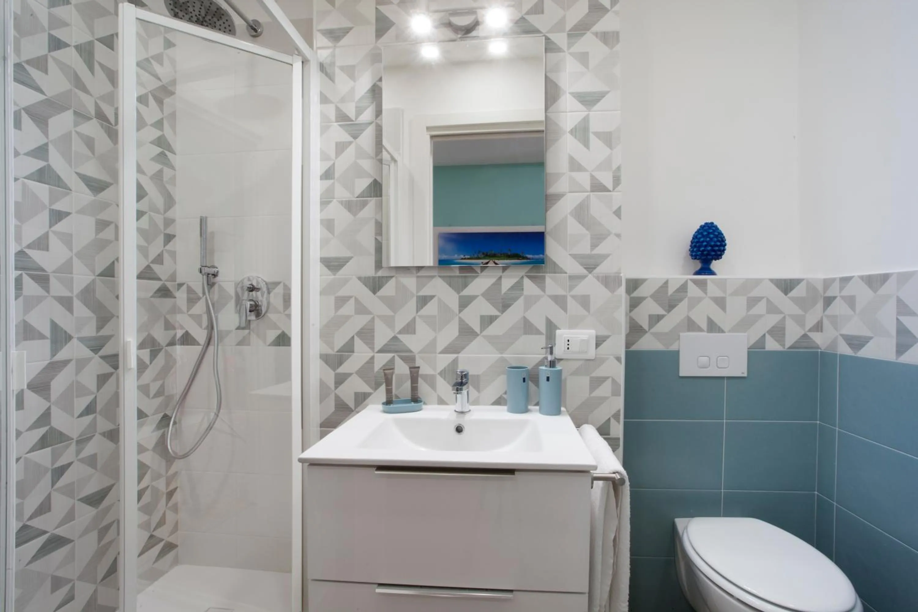 Shower in B&B Sorrento Mahal Kita