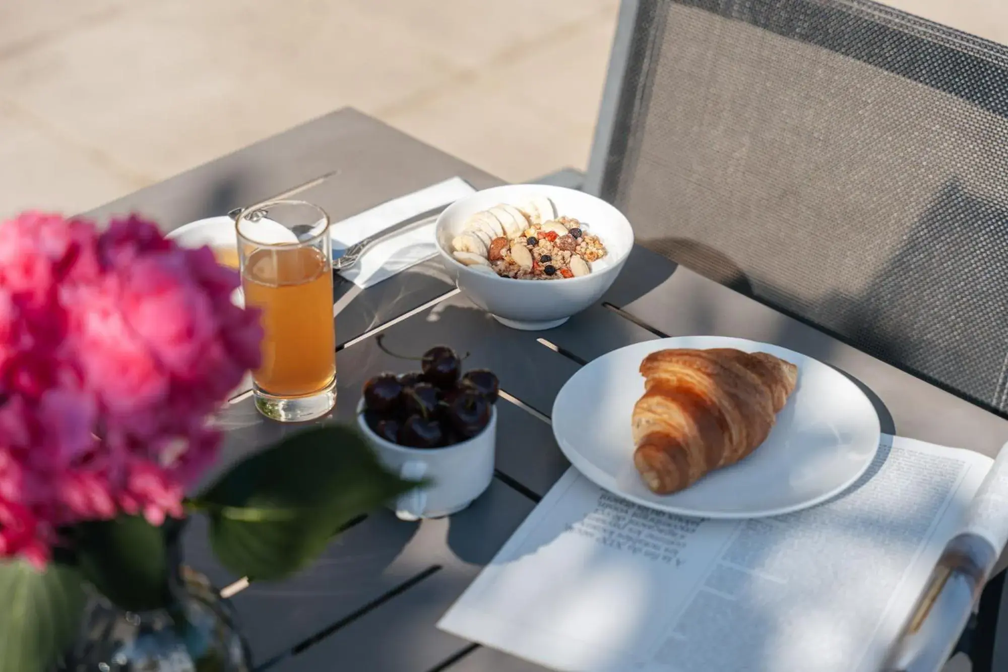 Breakfast in Westotel Life Nantes Carquefou Breakfast in Westotel Life Nantes Carquefou