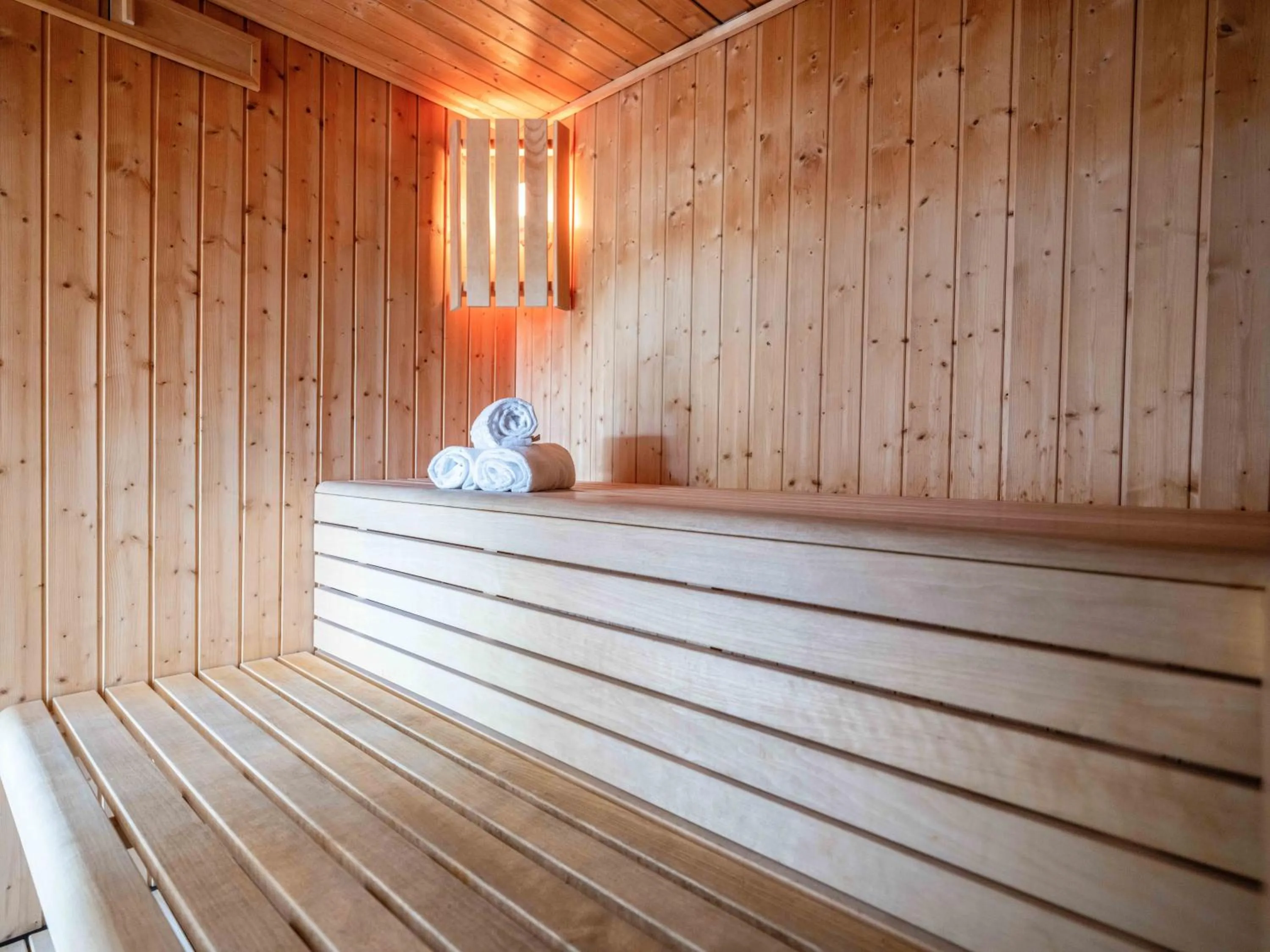 Sauna in Westotel Life Nantes Carquefou
