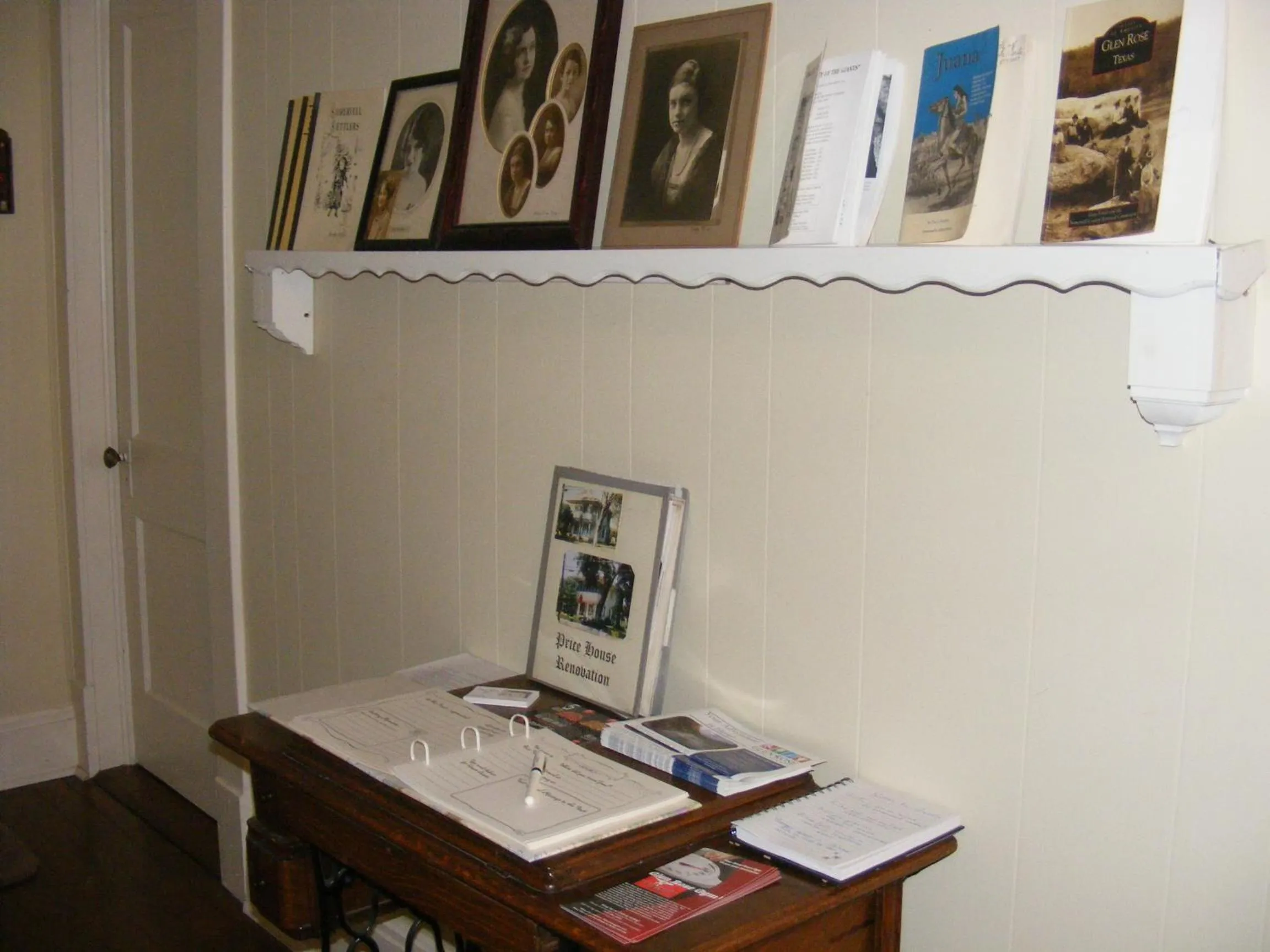 Decorative detail in PriceHouseInn