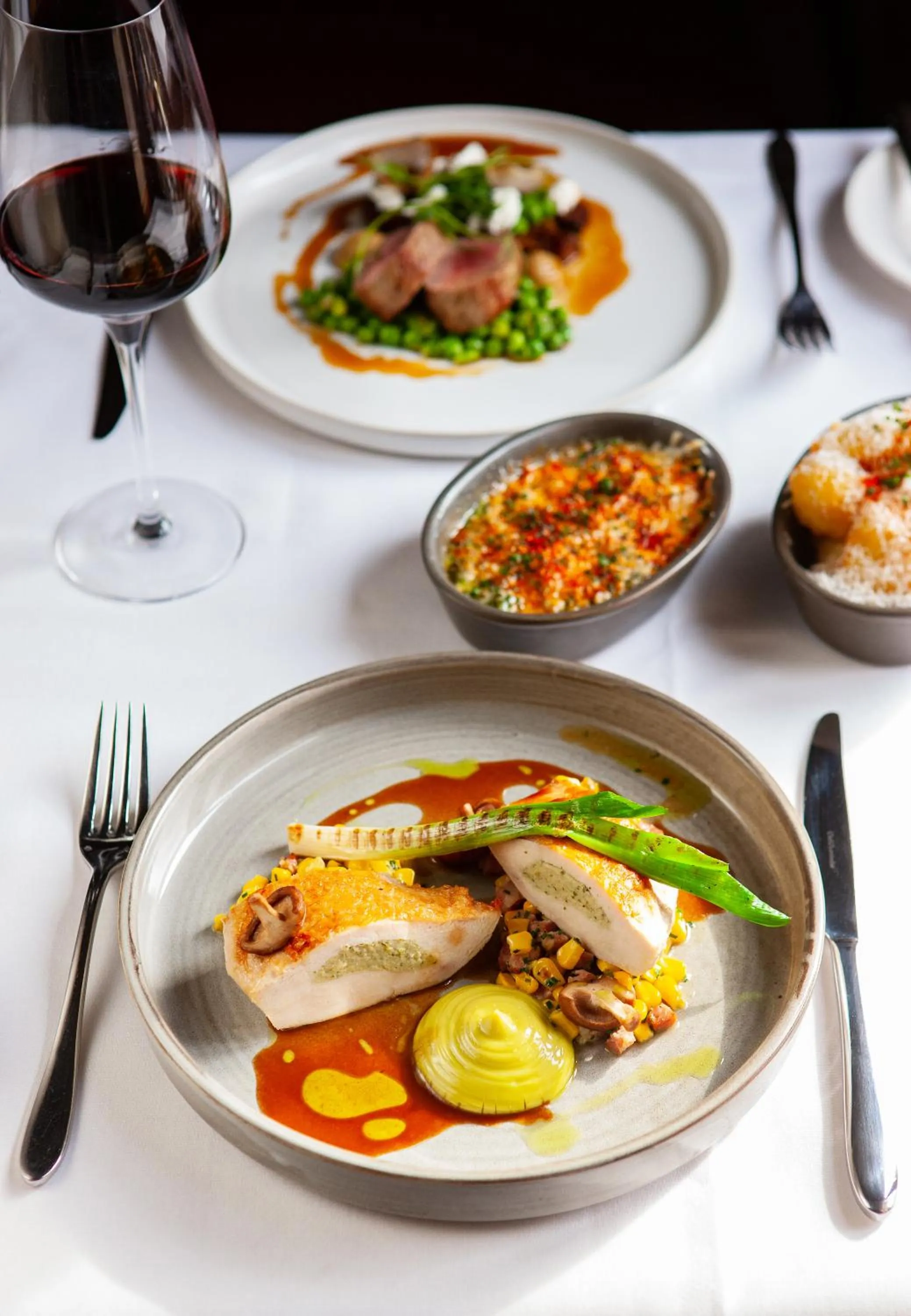 Restaurant/places to eat in Morley Hayes Hotel