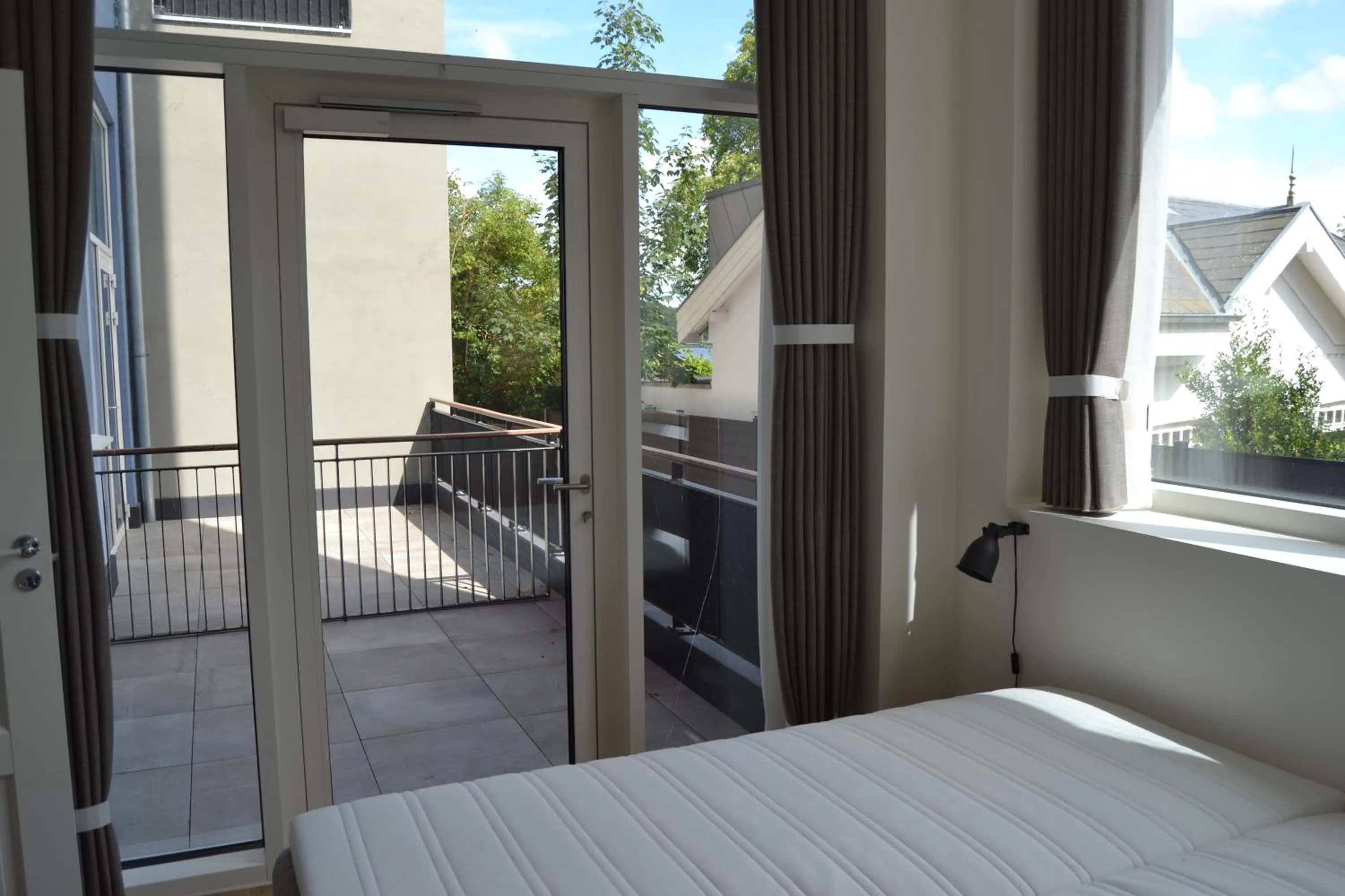 View (from property/room), Bed in Hotel Lille Nyhavn