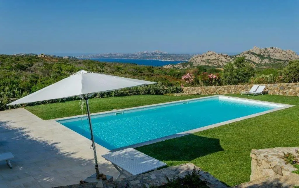 Pool view in Villa Smeralda