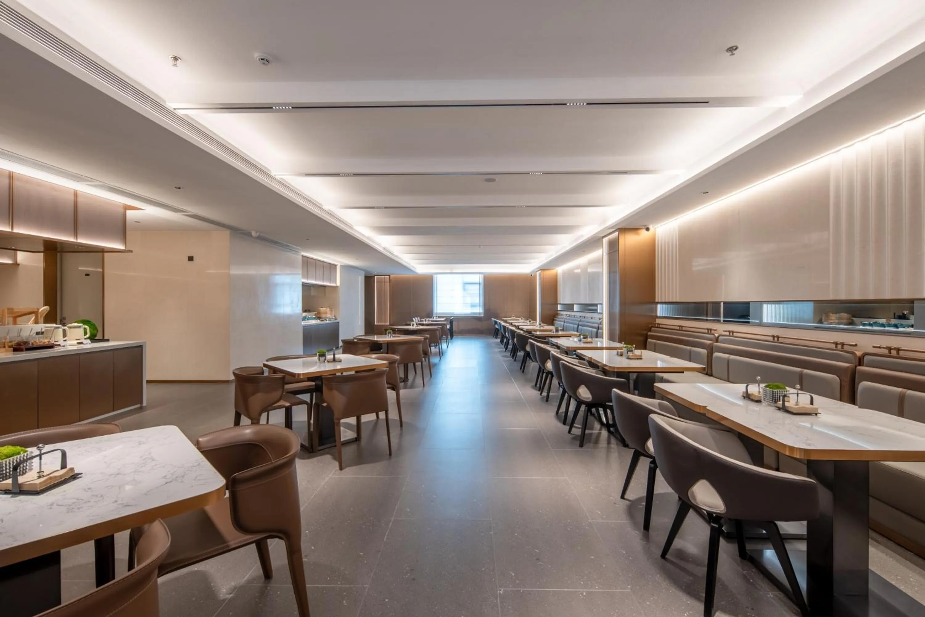 Restaurant/places to eat in Atour Hotel Shenzhen Pingshan Kengzi Metro Station