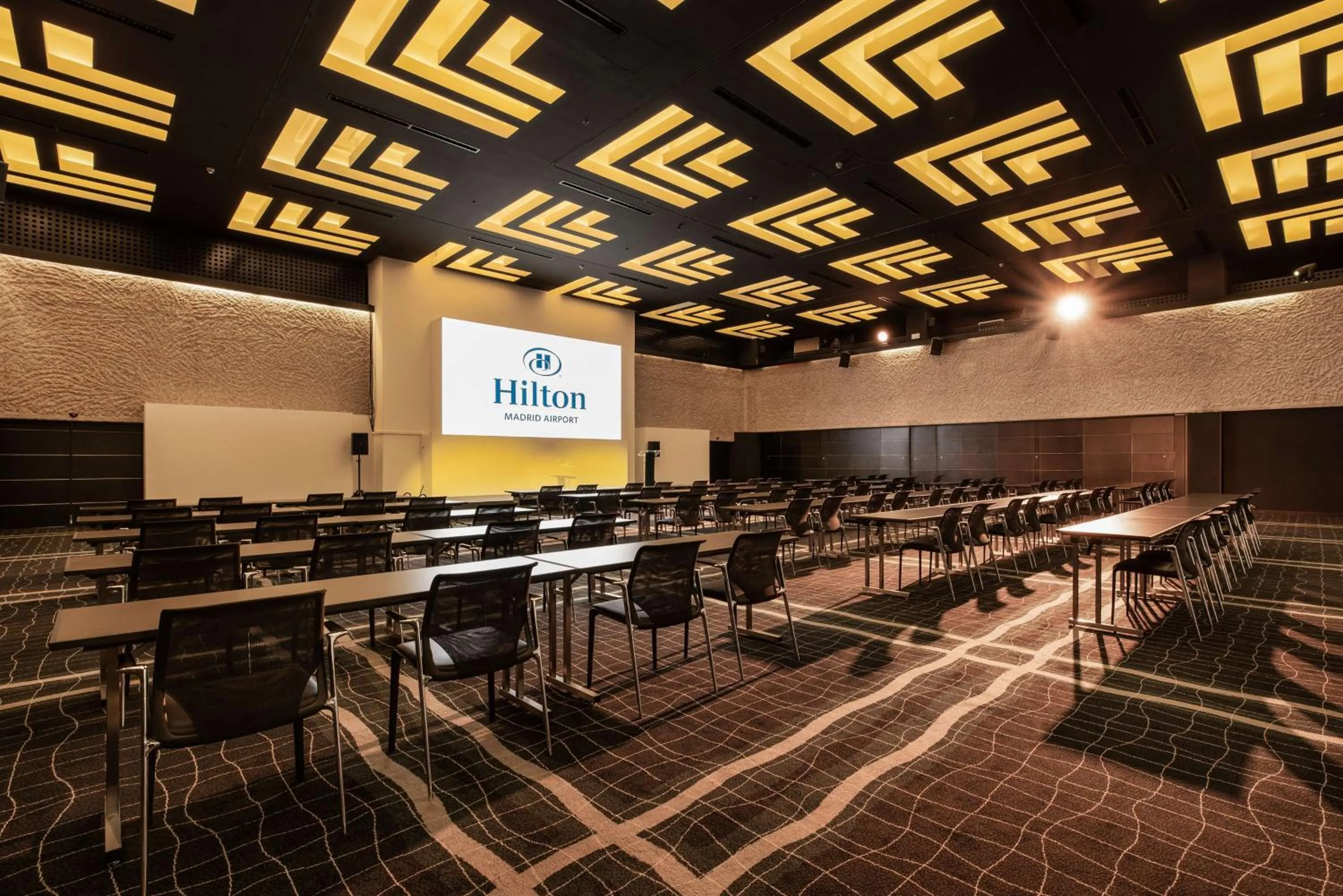 Meeting/conference room in Hilton Madrid Airport