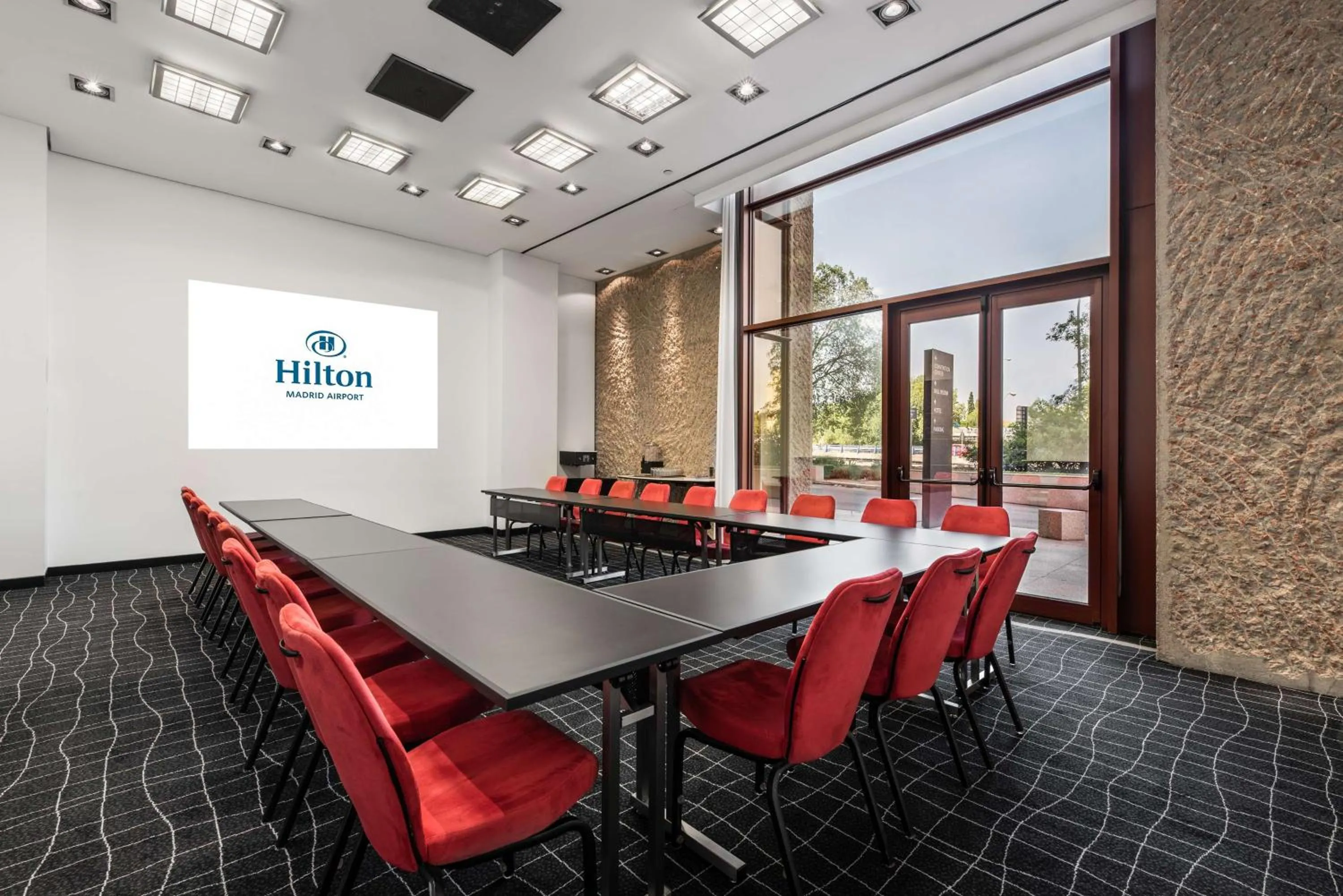 Meeting/conference room in Hilton Madrid Airport