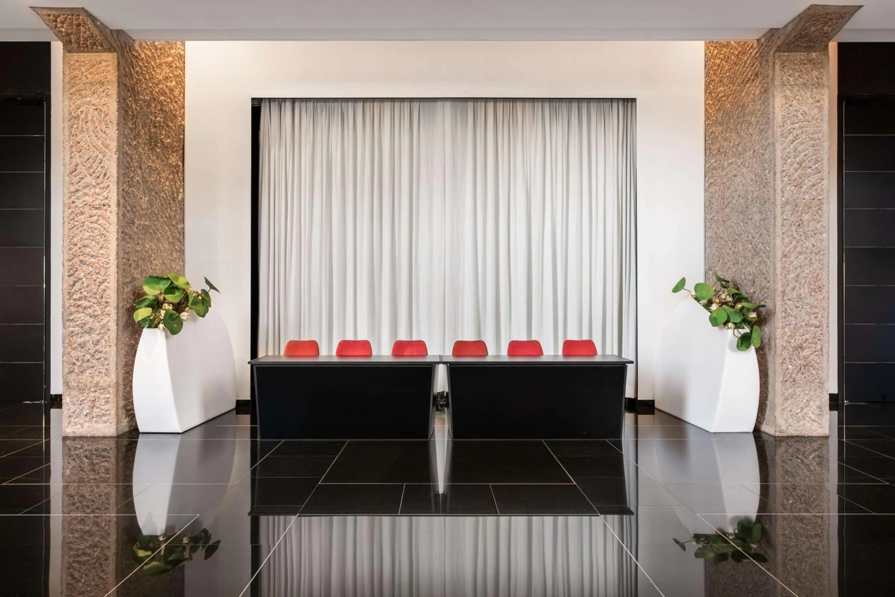 Meeting/conference room in Hilton Madrid Airport