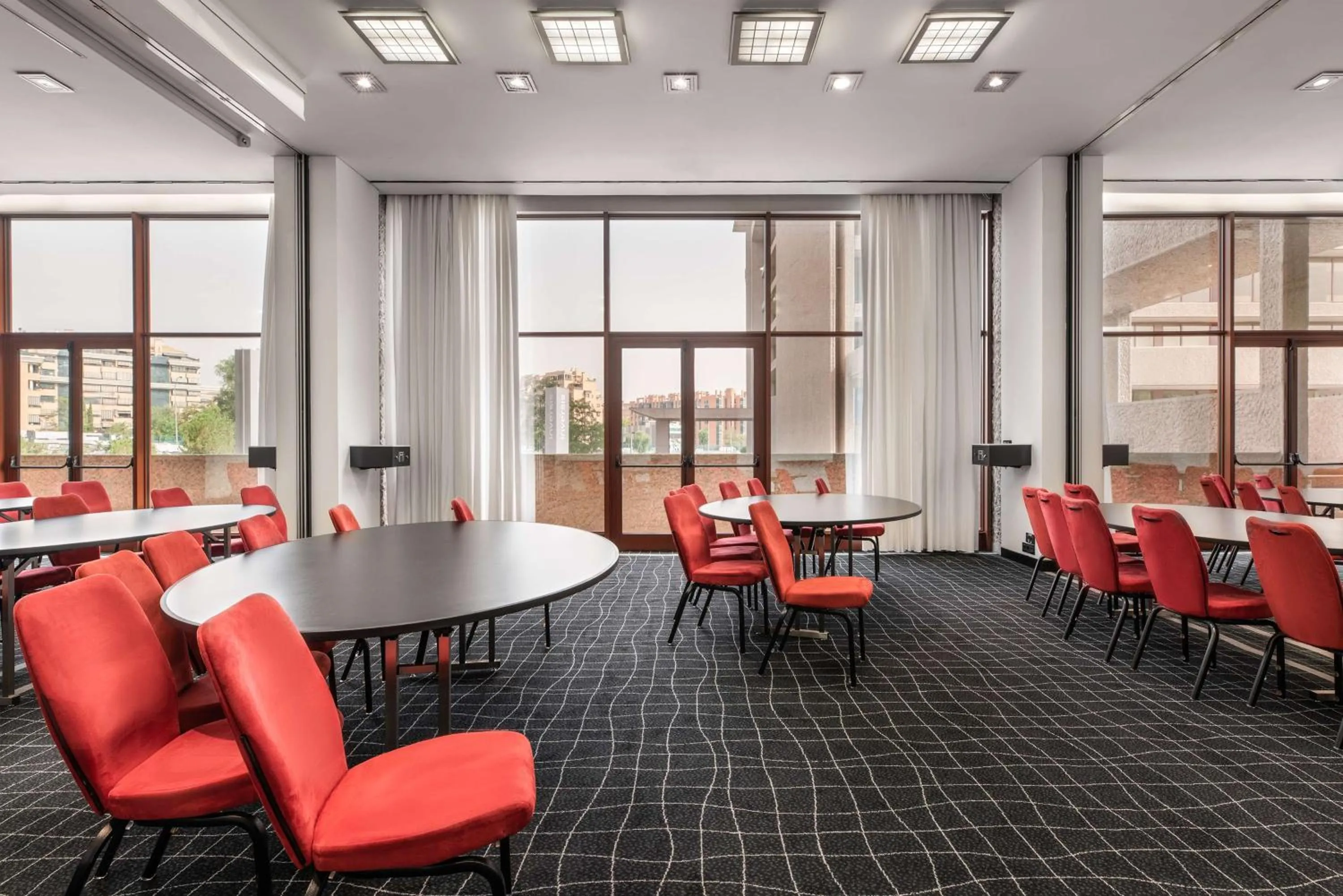 Meeting/conference room in Hilton Madrid Airport