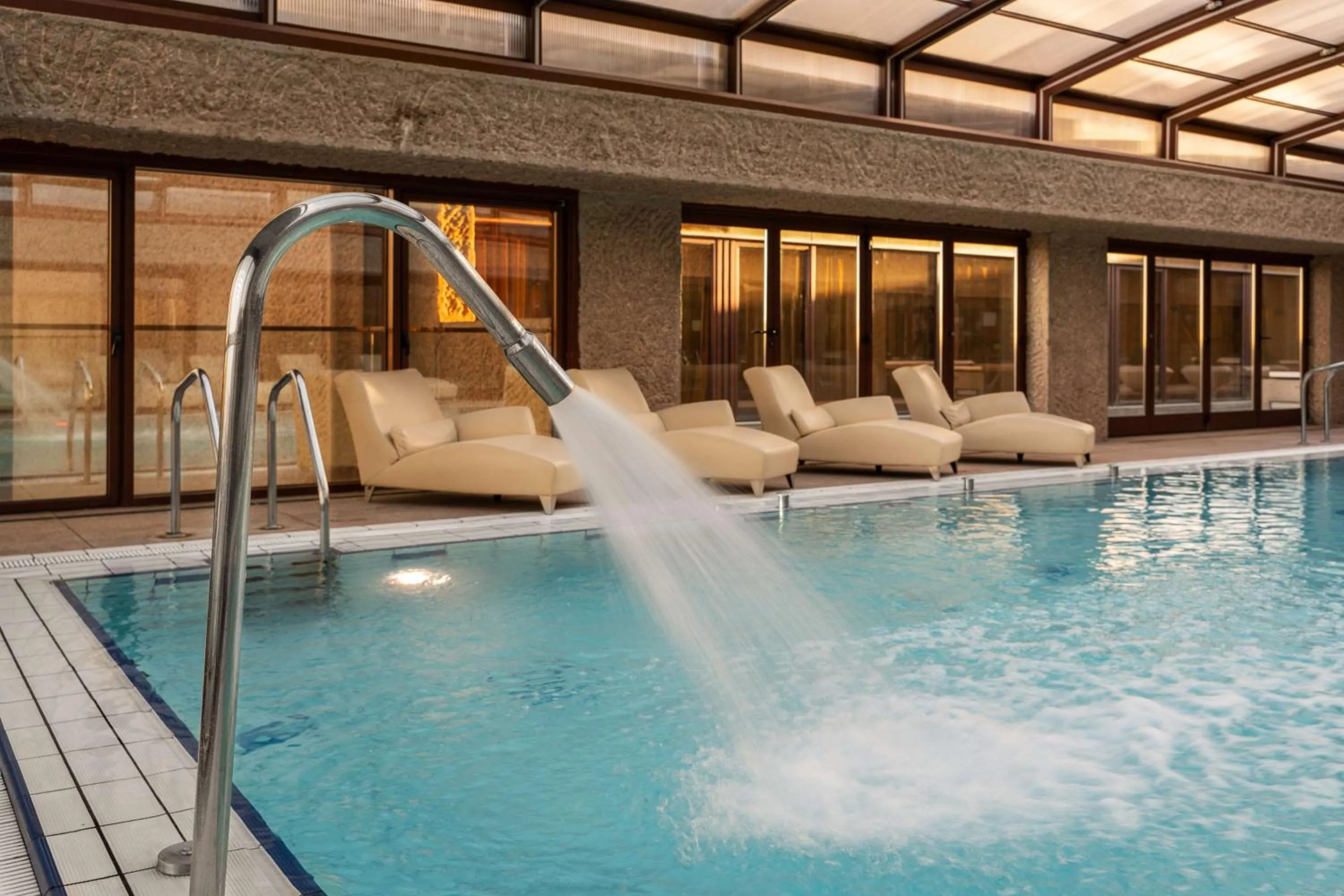 Pool view in Hilton Madrid Airport