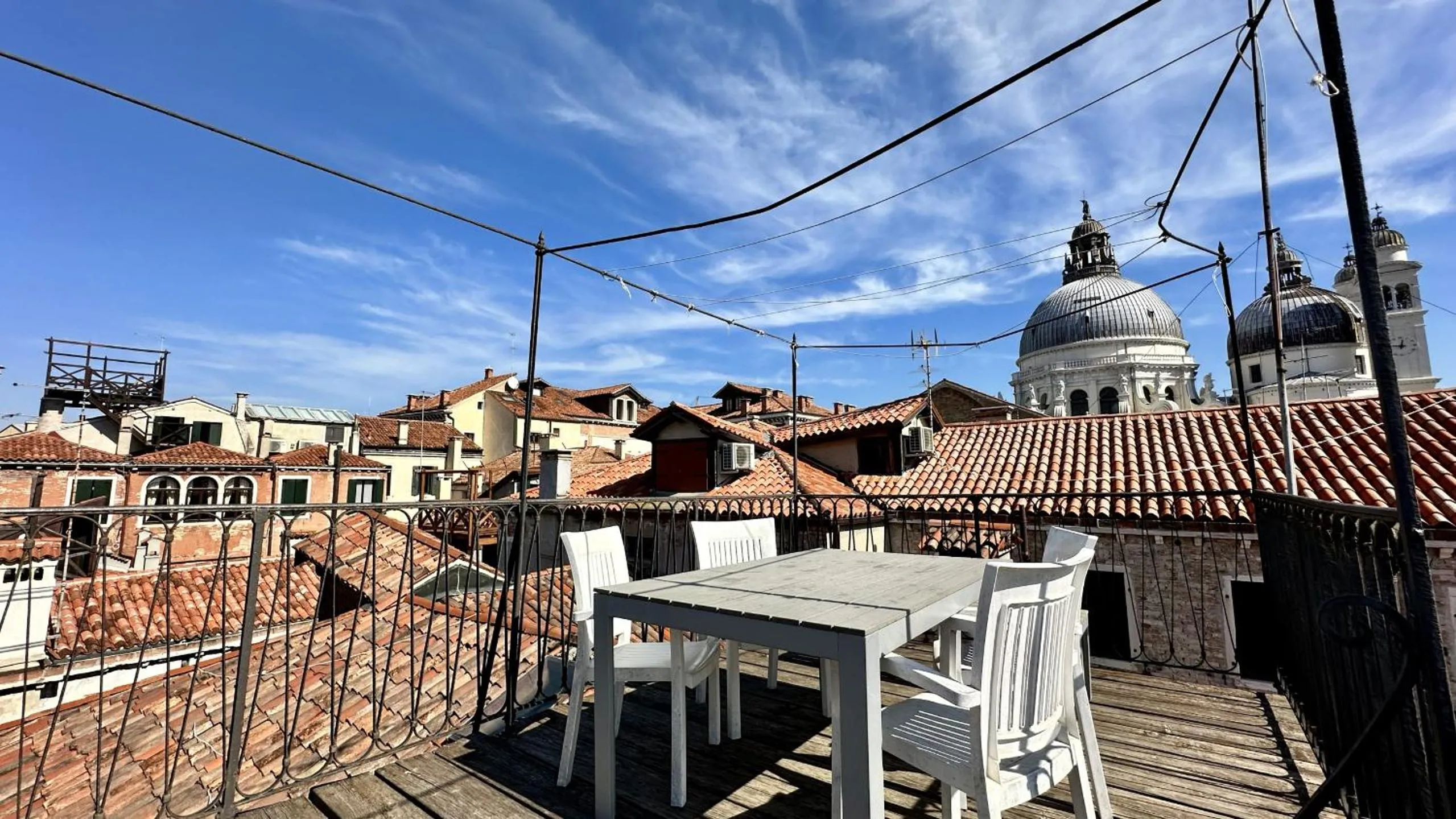 Balcony/Terrace in City Apartments Salute-Accademia