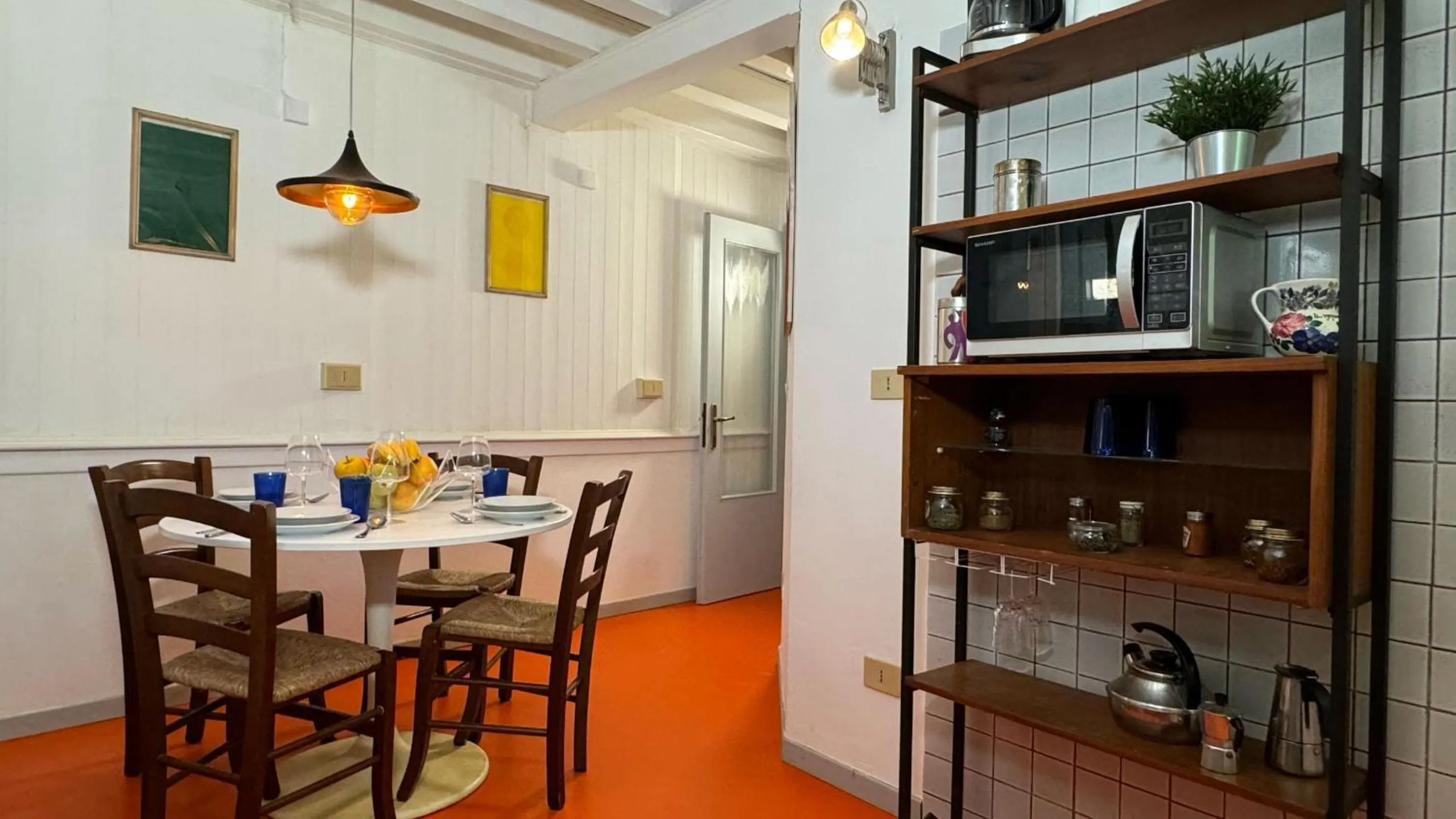 Dining area in City Apartments Salute-Accademia