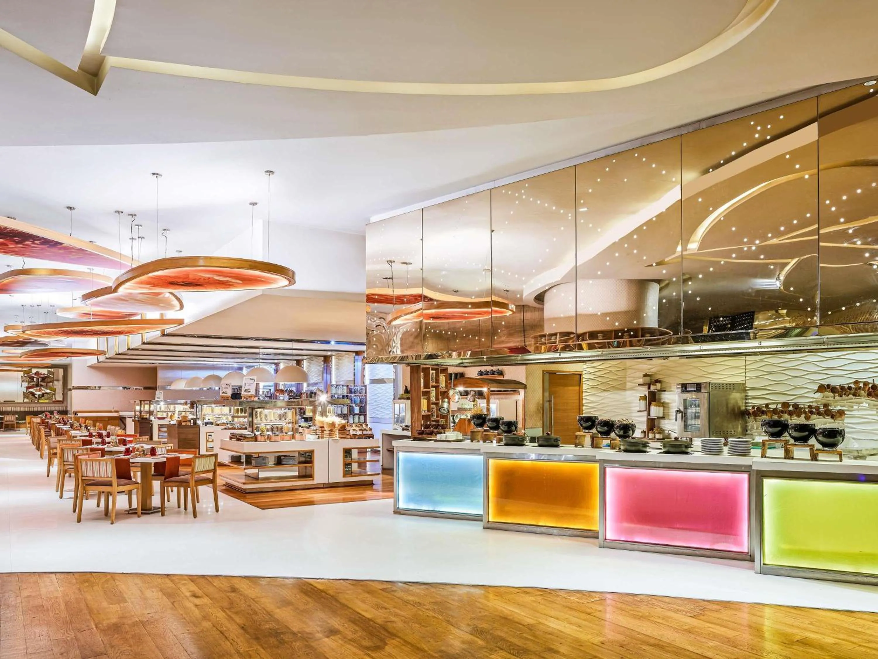 Property building in Pullman New Delhi Aerocity