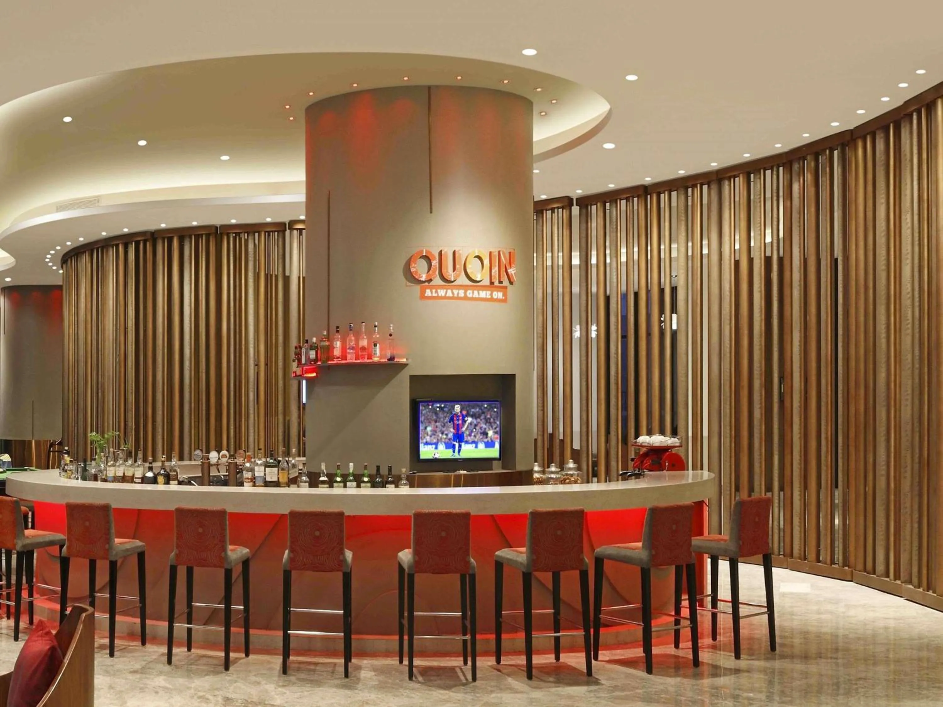 Lounge or bar in Novotel New Delhi Aerocity