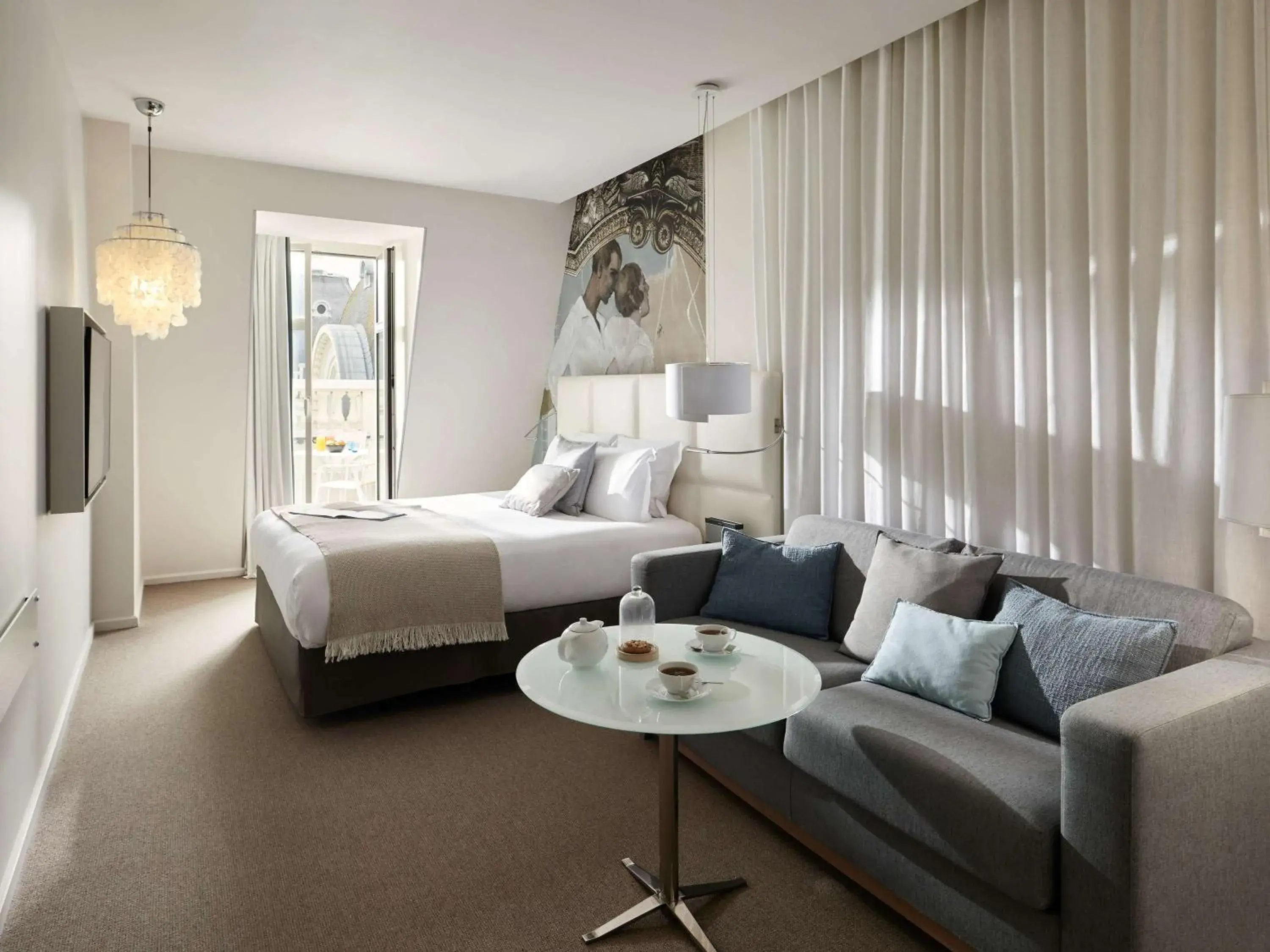 Bedroom, Bed in Cures Marines Hotel Thalasso & Spa Trouville - MGallery Collection Bedroom, Bed in Cures Marines Hotel Thalasso & Spa Trouville - MGallery Collection