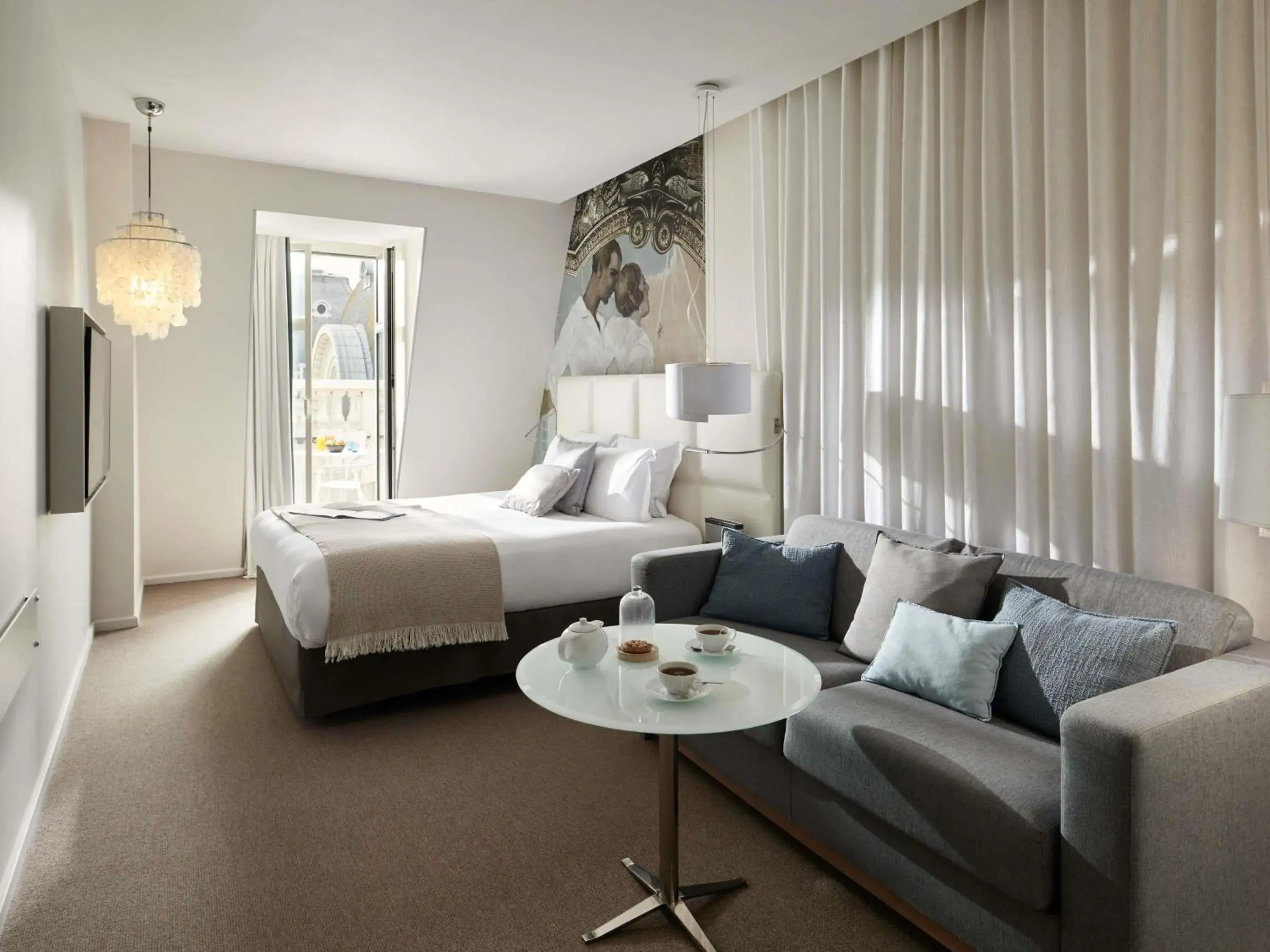 Bedroom, Bed in Cures Marines Hotel Thalasso & Spa Trouville - MGallery Collection Bedroom, Bed in Cures Marines Hotel Thalasso & Spa Trouville - MGallery Collection