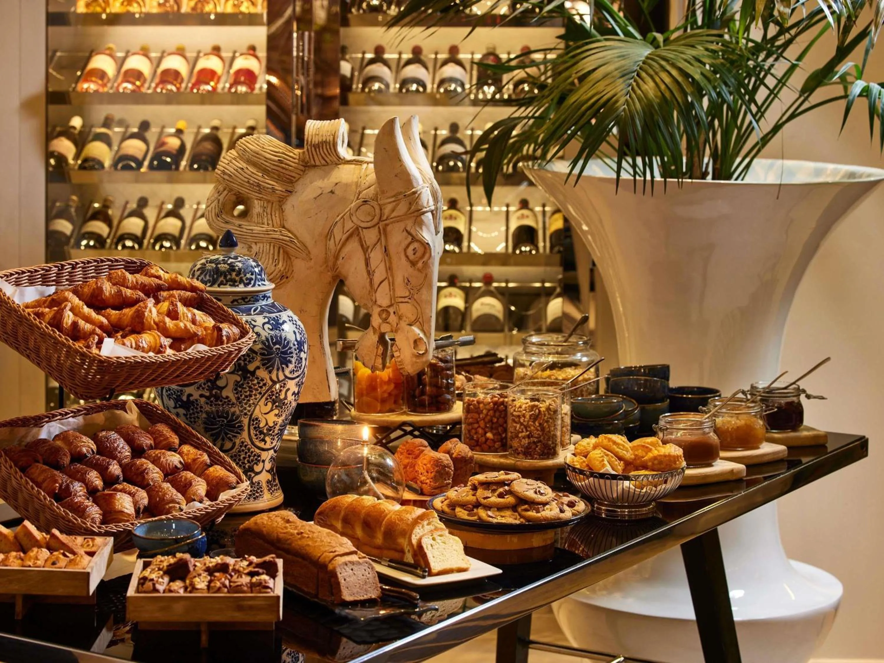 Breakfast in Cures Marines Hotel Thalasso & Spa Trouville - MGallery Collection