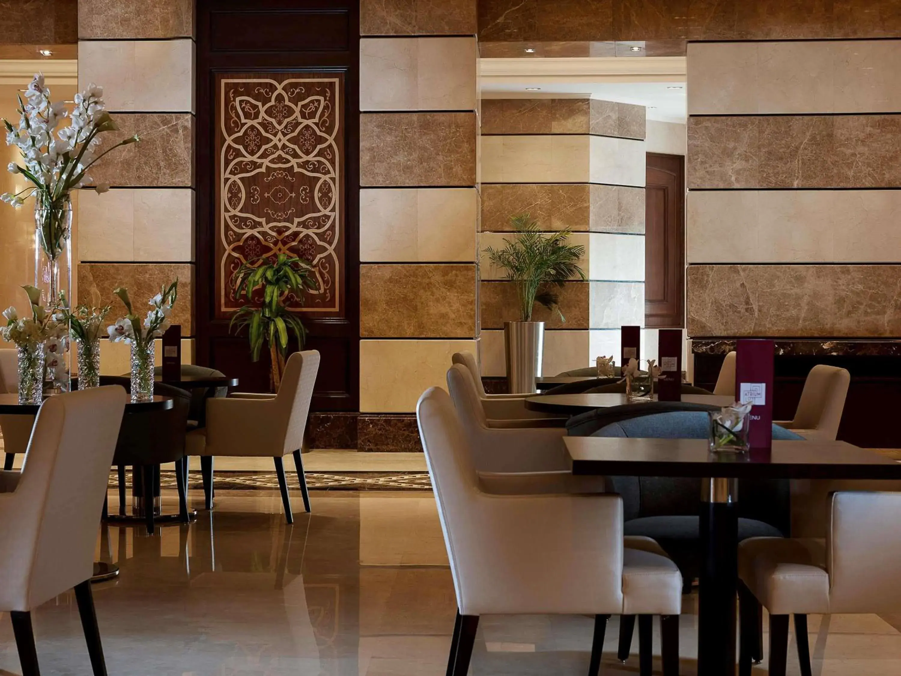 Restaurant/places to eat in Zamzam Pullman Madina Restaurant/places to eat in Zamzam Pullman Madina