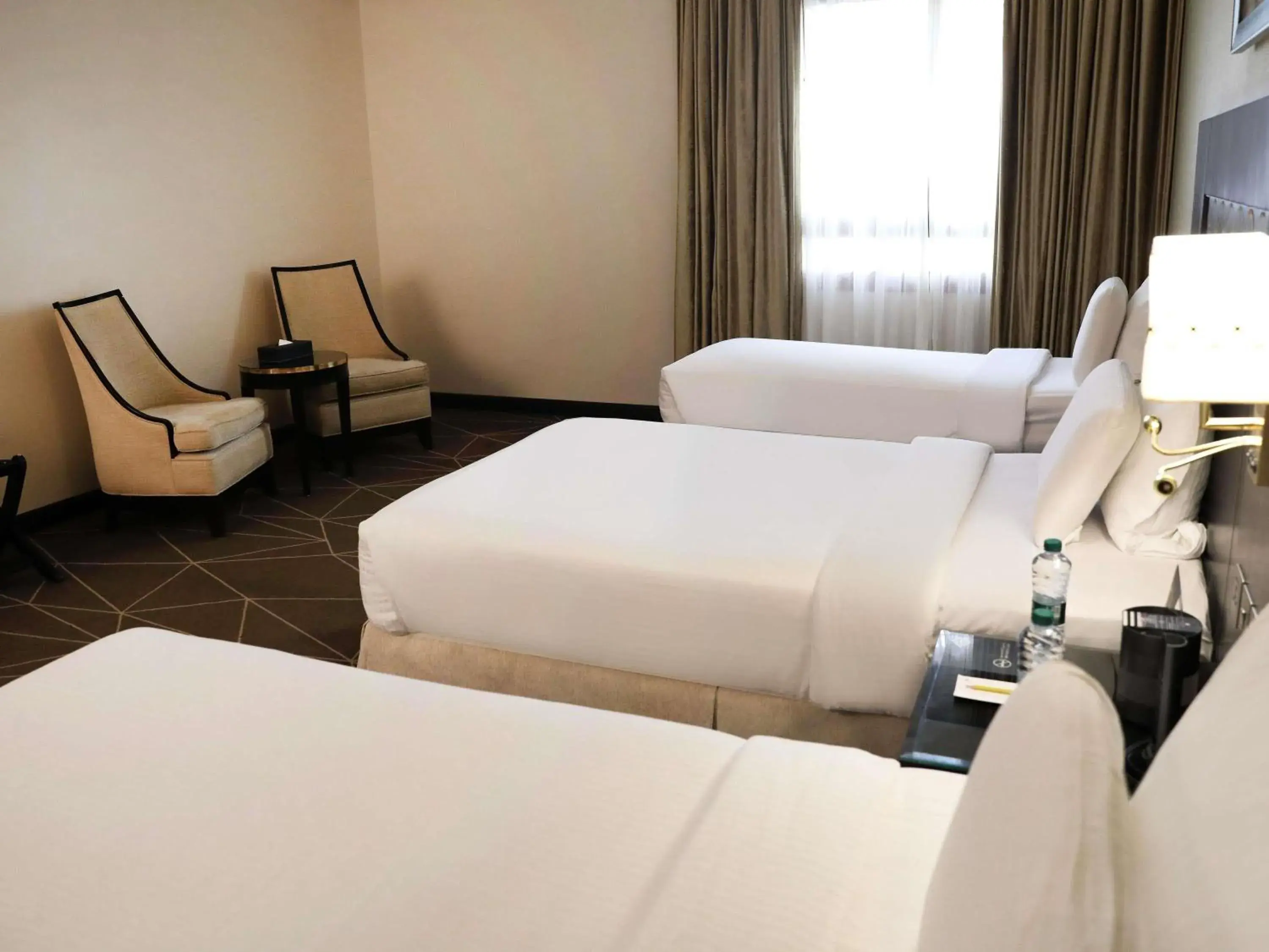Bedroom, Bed in Zamzam Pullman Madina Bedroom, Bed in Zamzam Pullman Madina