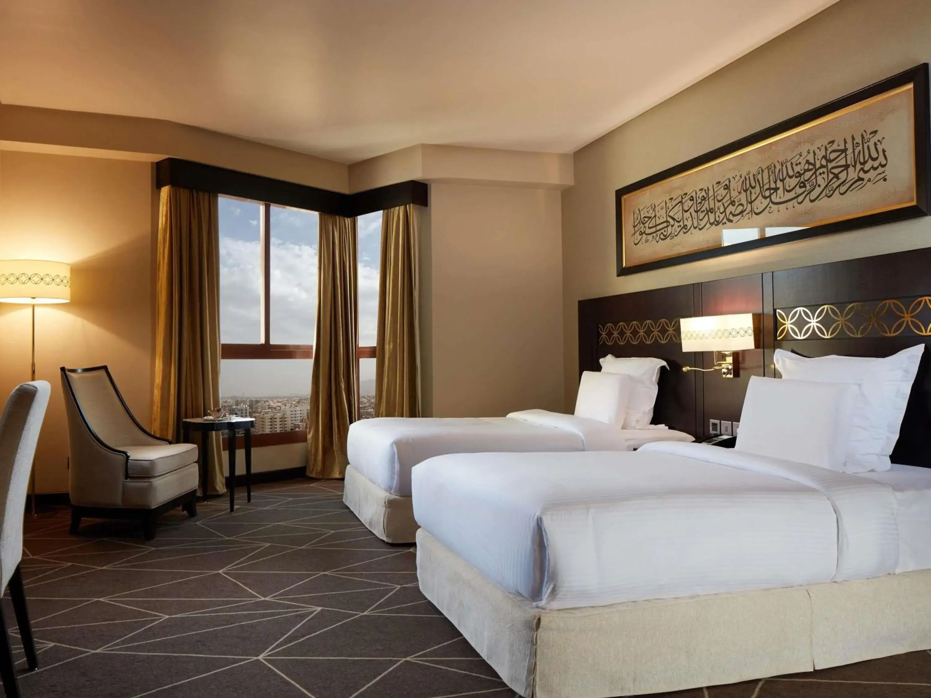 Bedroom, Bed in Zamzam Pullman Madina Bedroom, Bed in Zamzam Pullman Madina