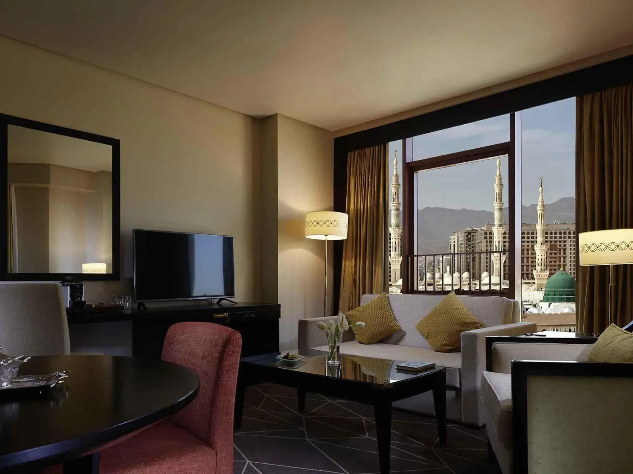 Bedroom in Zamzam Pullman Madina Bedroom in Zamzam Pullman Madina