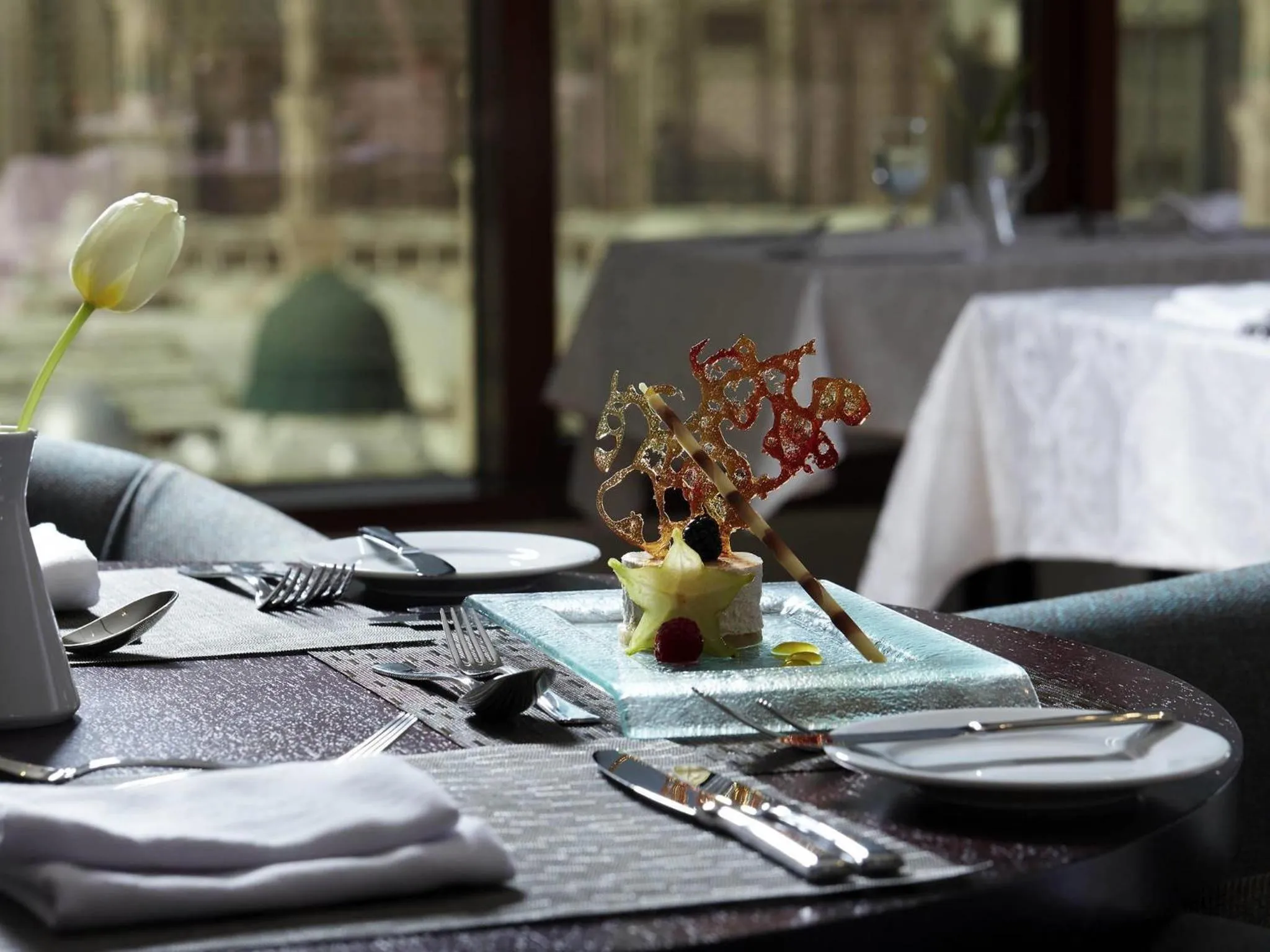 Restaurant/places to eat in Zamzam Pullman Madina