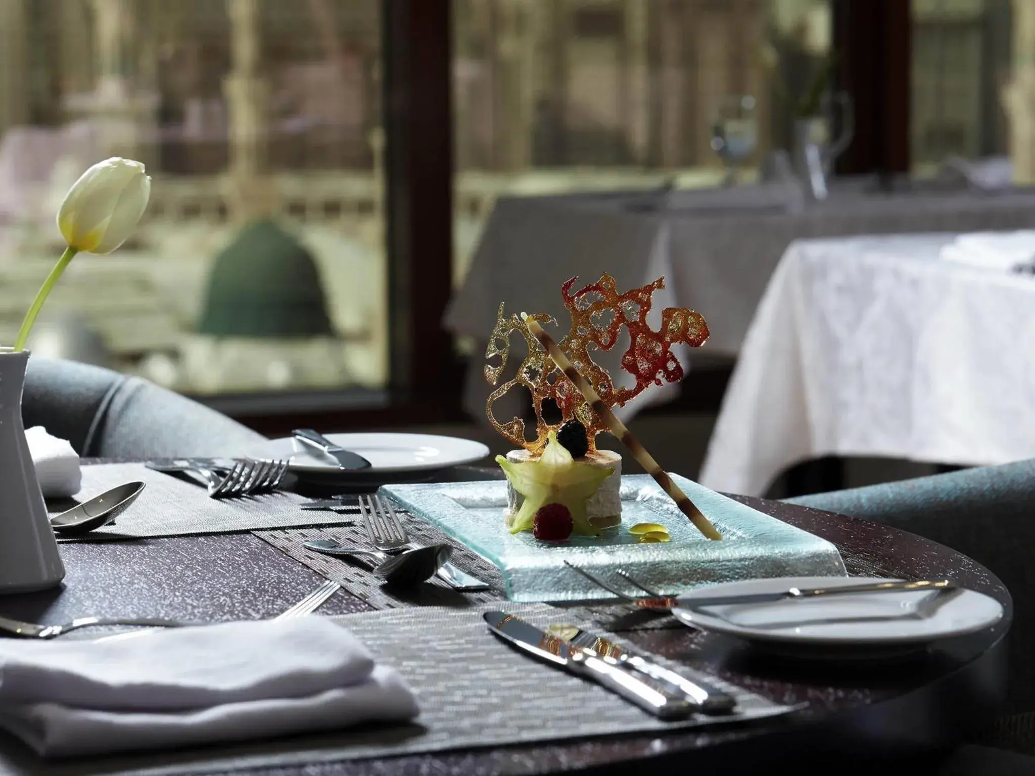 Restaurant/places to eat in Zamzam Pullman Madina Restaurant/places to eat in Zamzam Pullman Madina