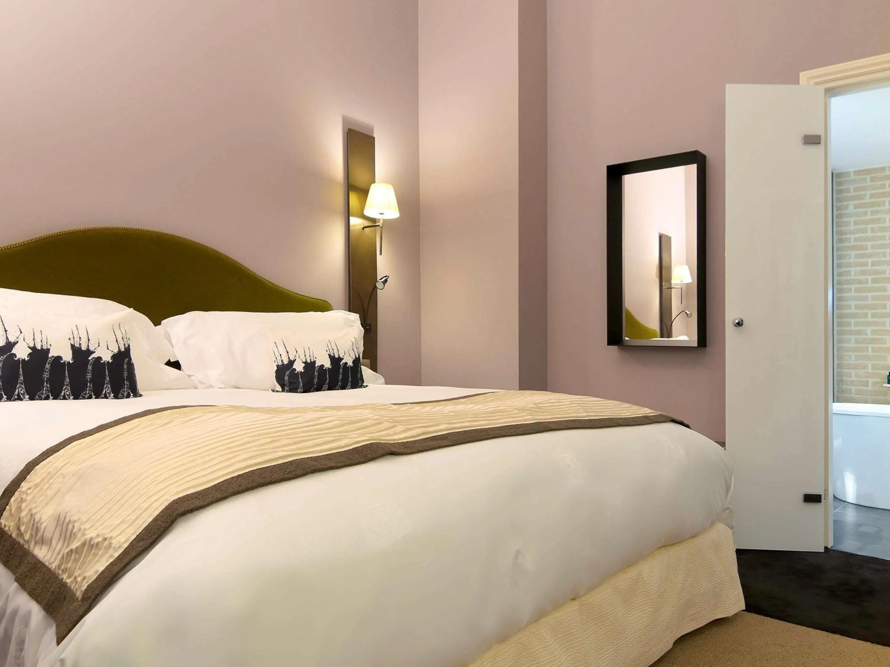 Bedroom, Bed in Canal House Suites at Sofitel Legend The Grand Amsterdam