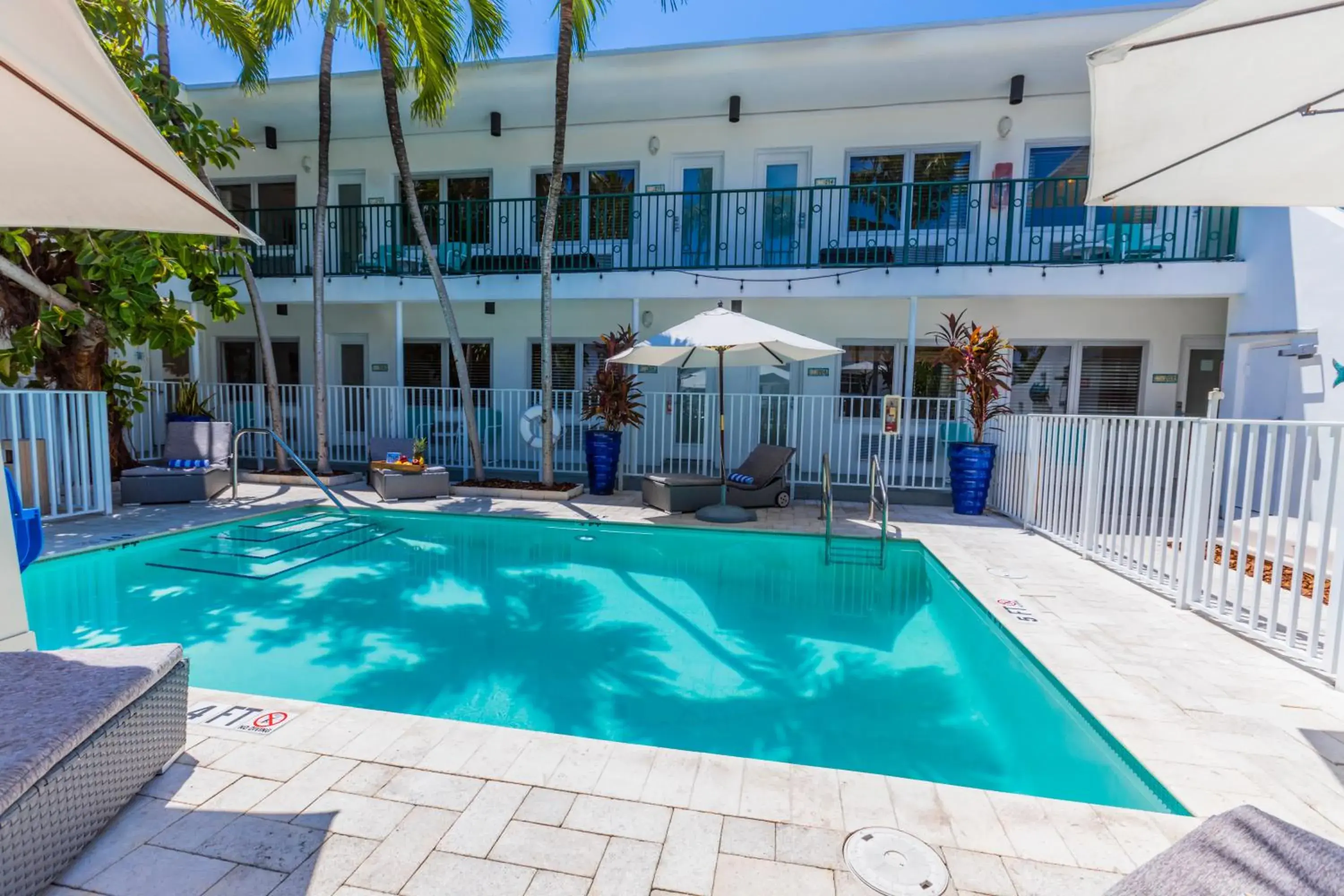 Property building in Seaside All Suites Hotel Property building in Seaside All Suites Hotel