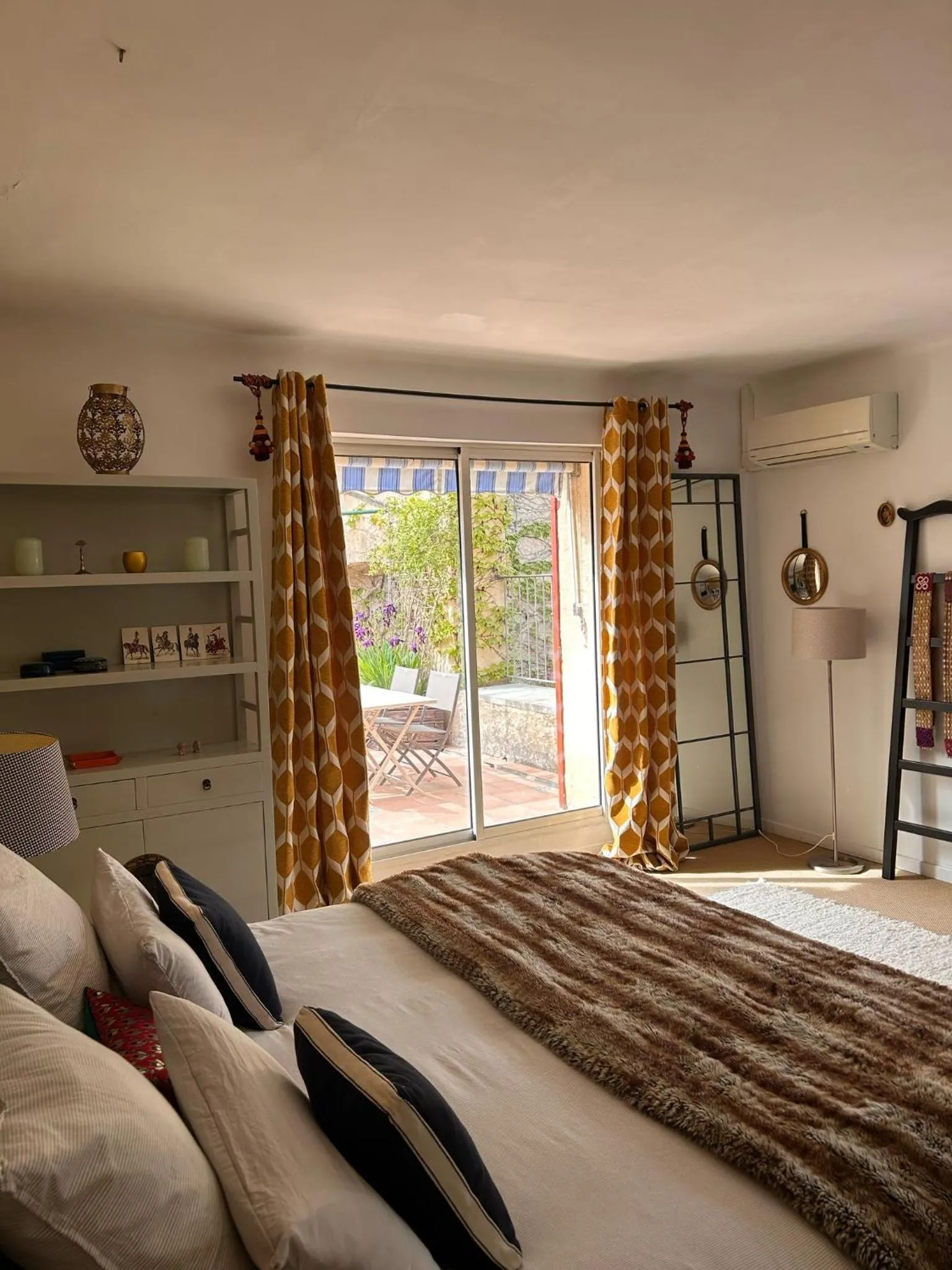 Bed in Relais Tao