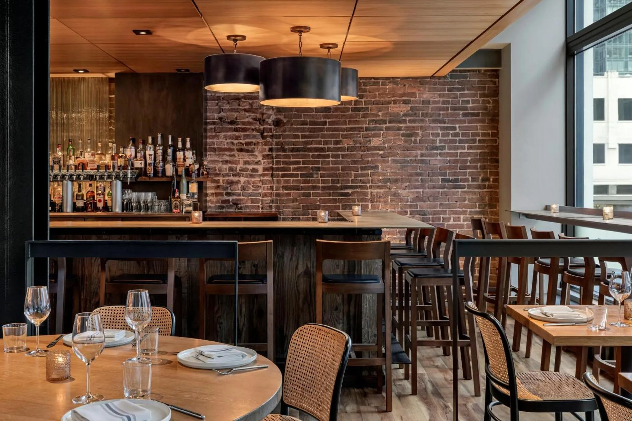 Restaurant/places to eat in Kimpton Palladian Hotel by IHG