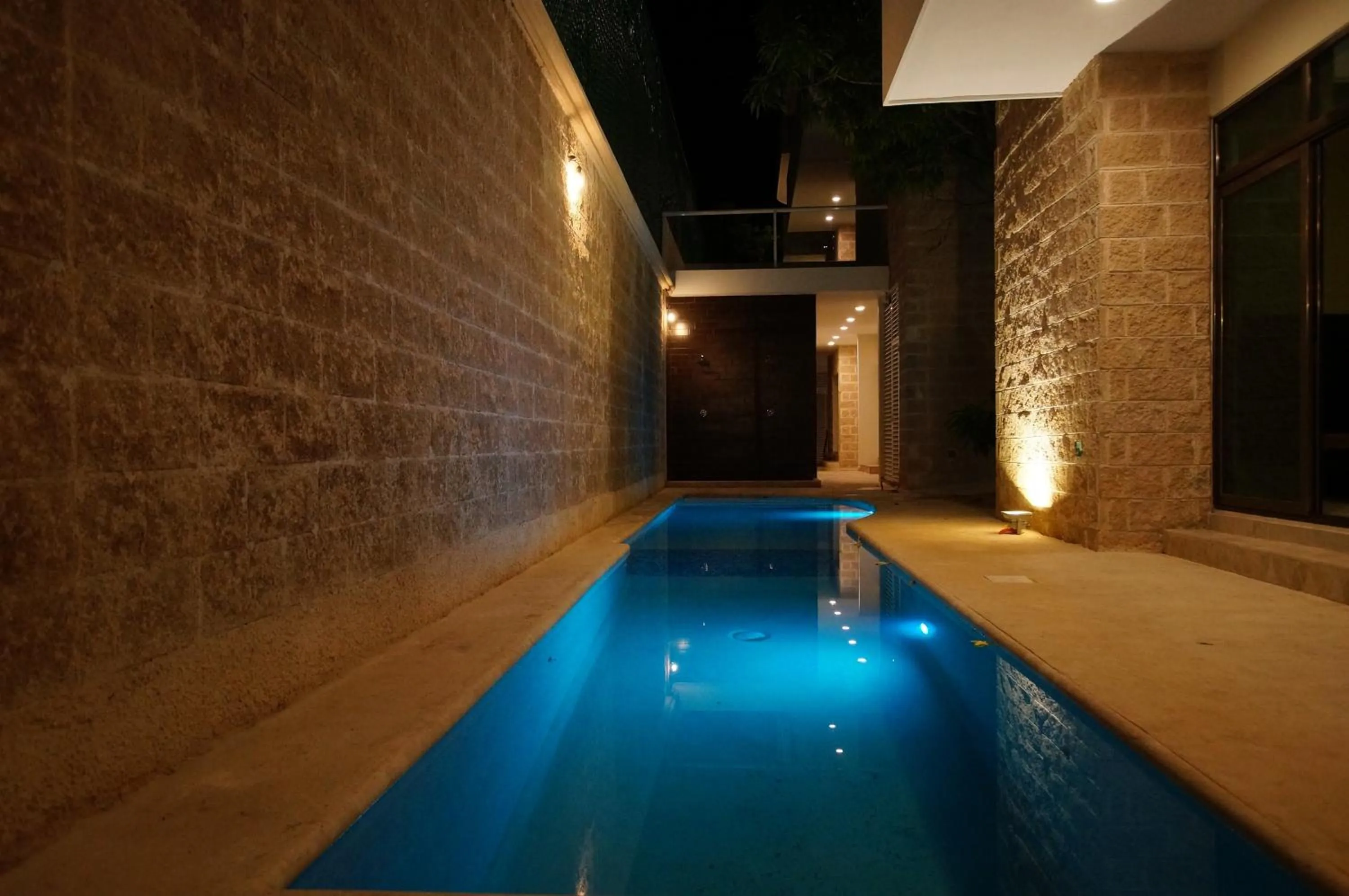 Swimming pool in Angelo's Hotel