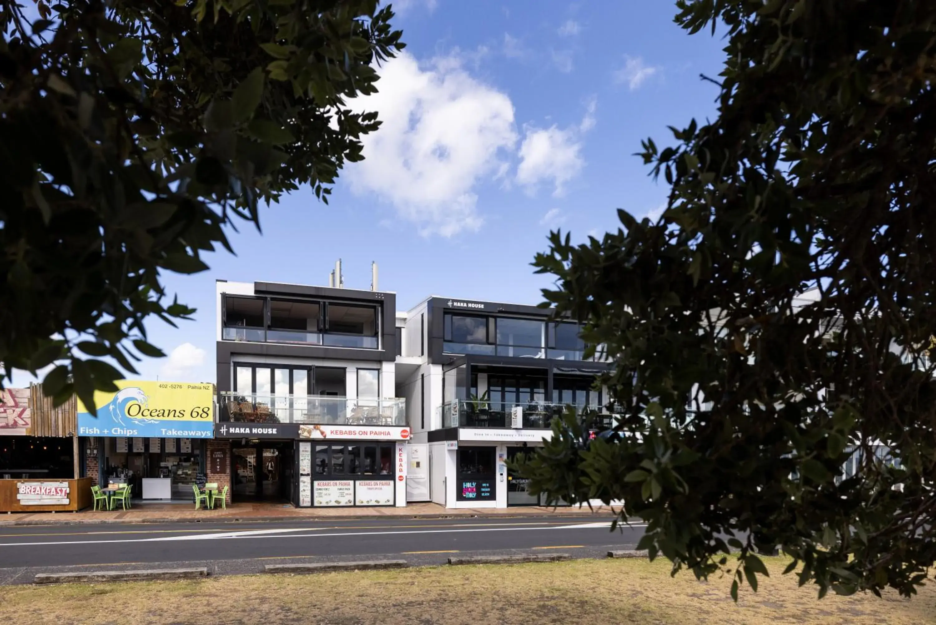 Property building in Haka House Bay of Islands Property building in Haka House Bay of Islands