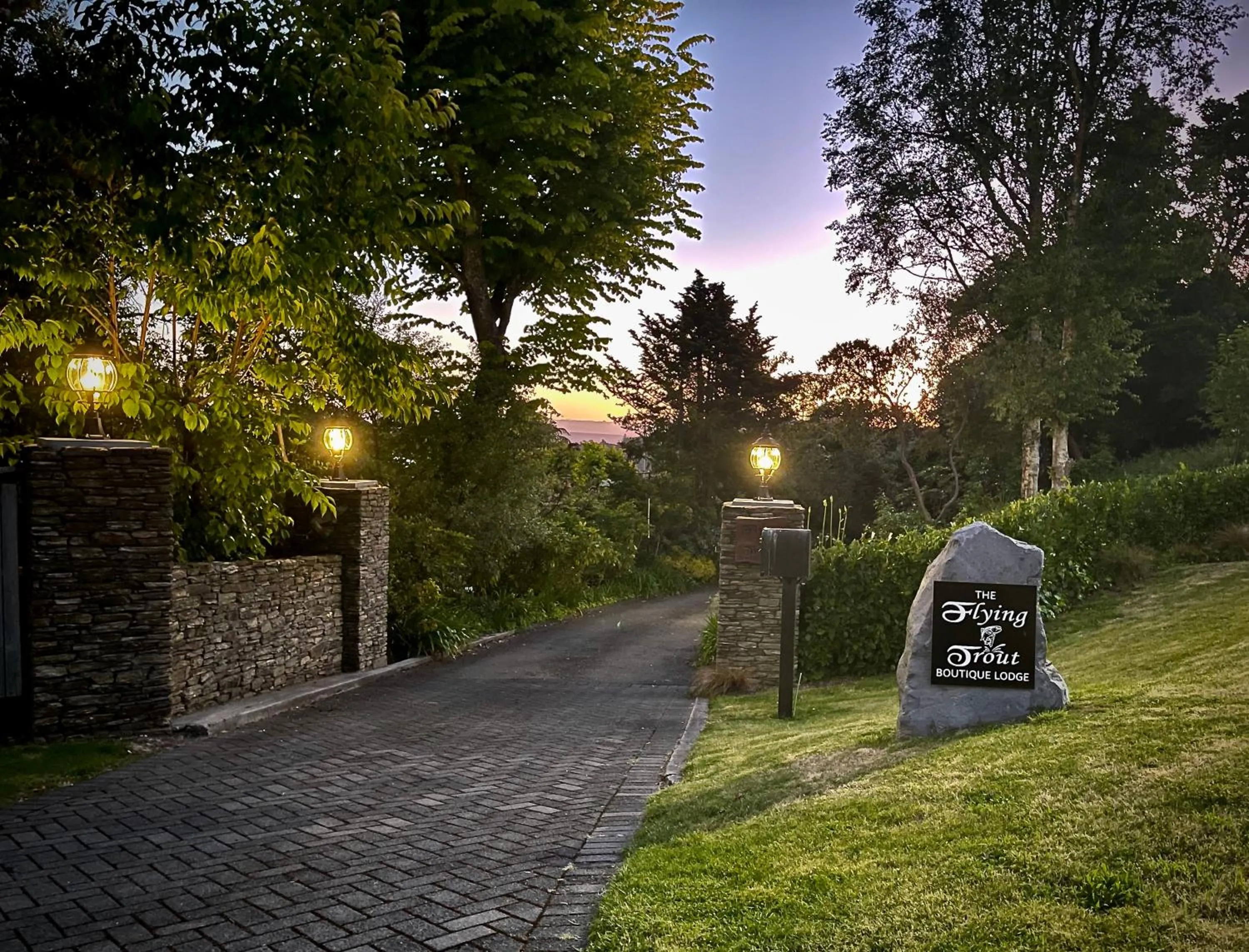 The Flying Trout Boutique Lodge