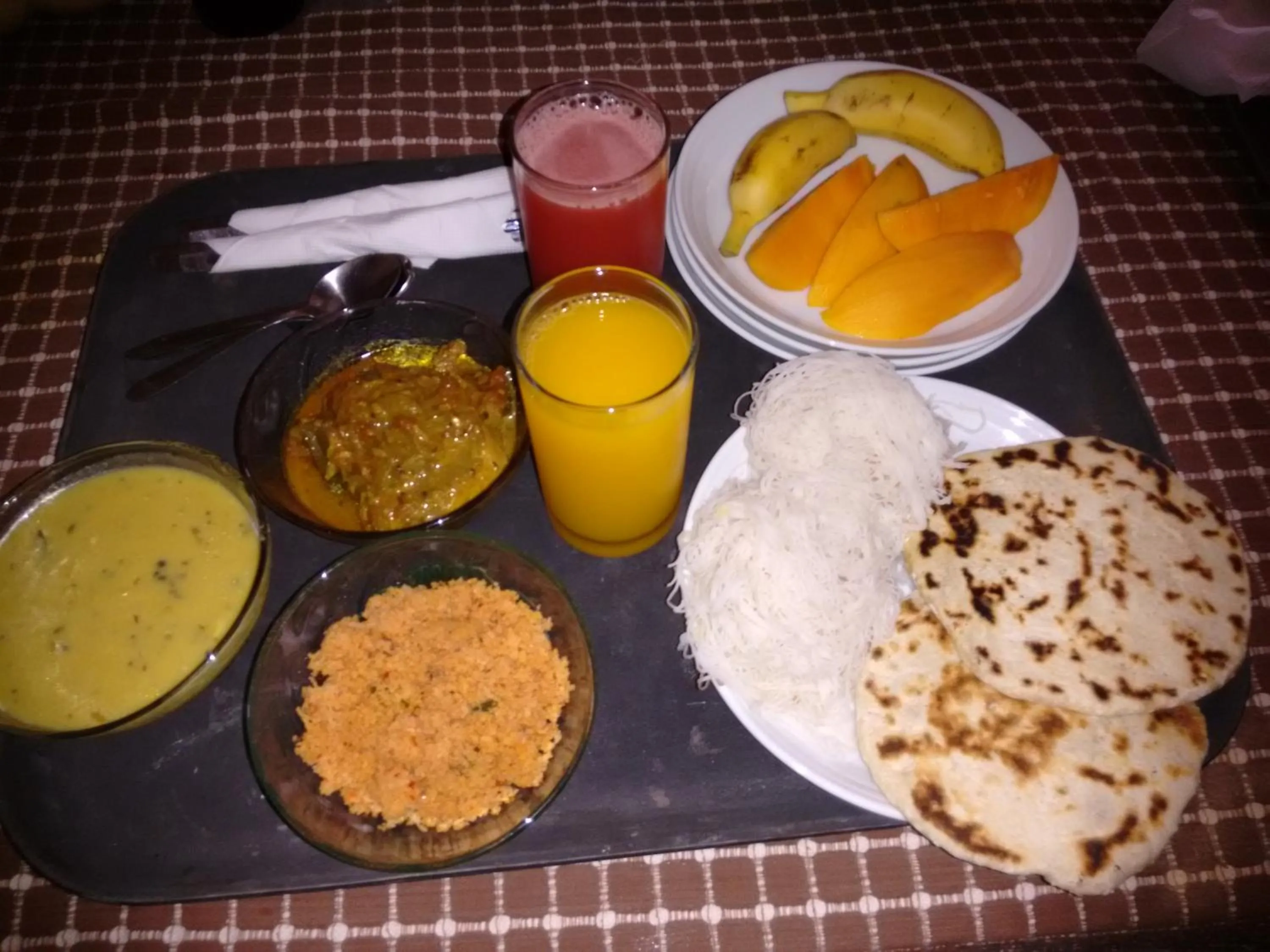 Asian breakfast in Janishi Residencies